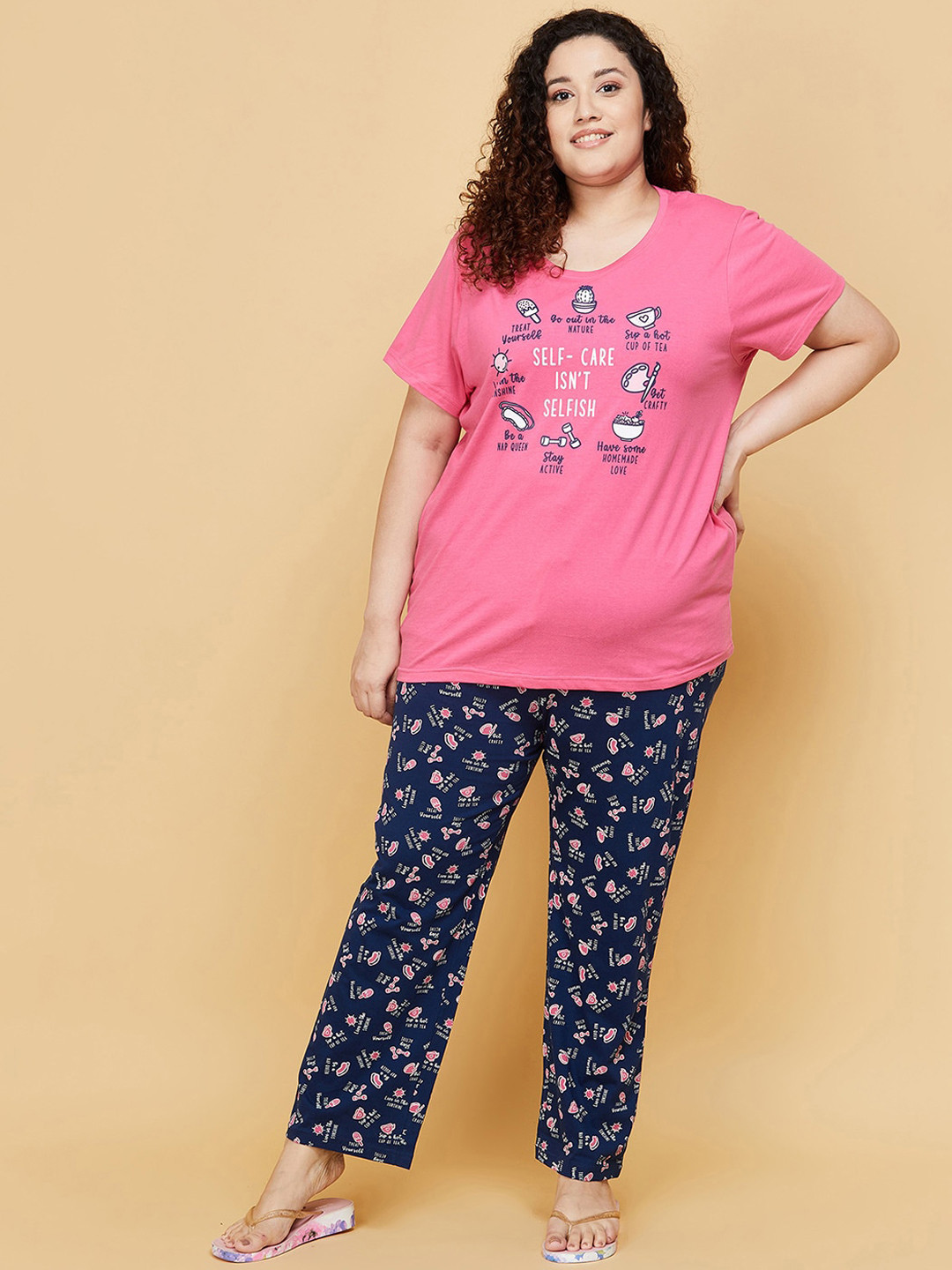 

max Women Plus Size Pink & Blue Printed Night suit