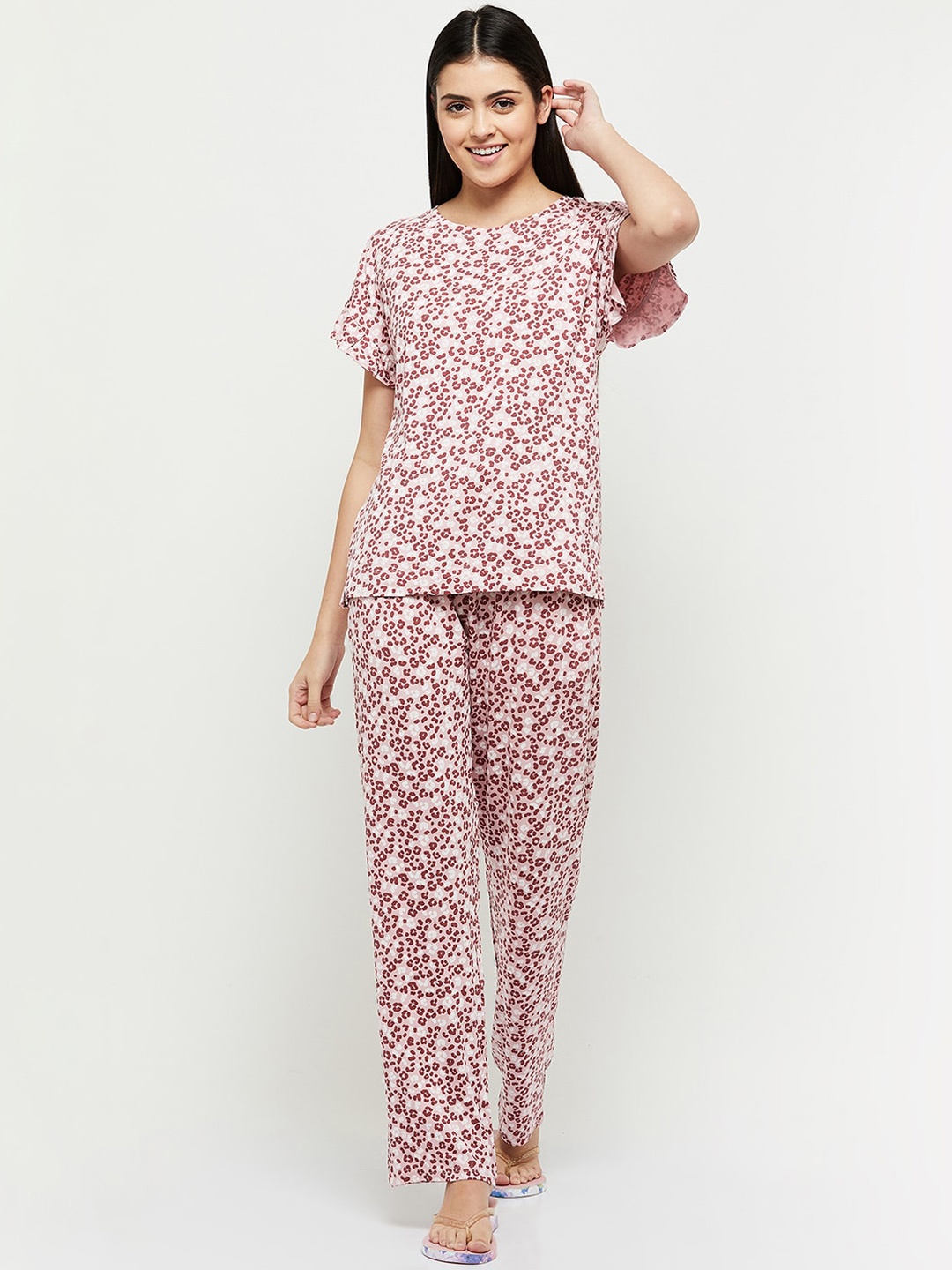 

max Women Pink & White Printed Night suit