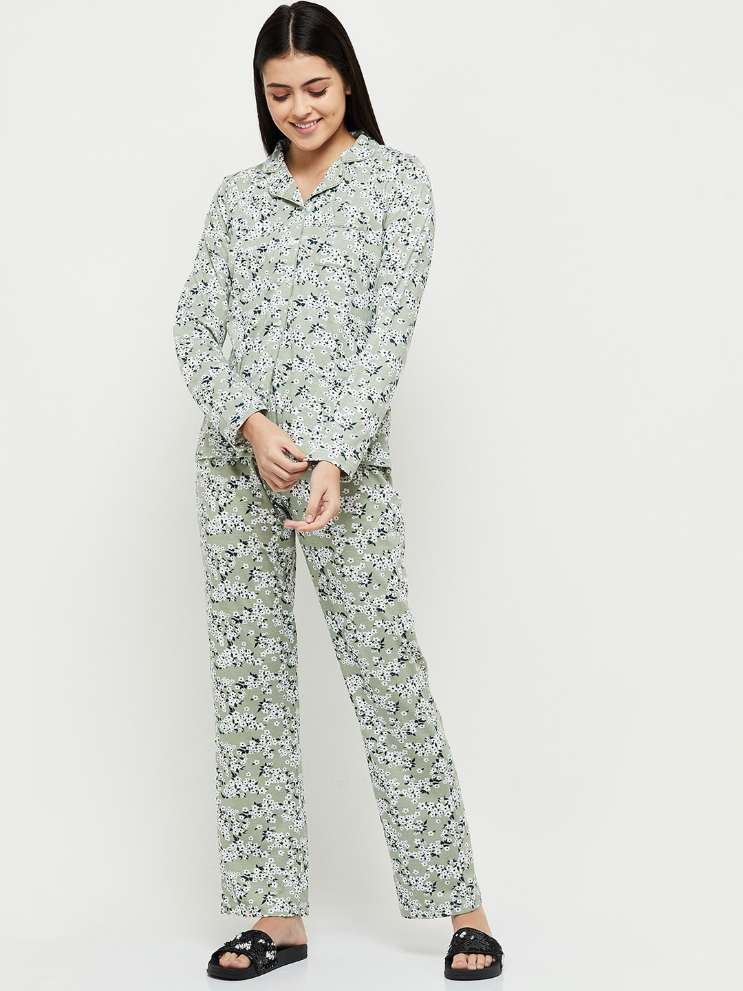 

max Women Green & White Printed Night suit