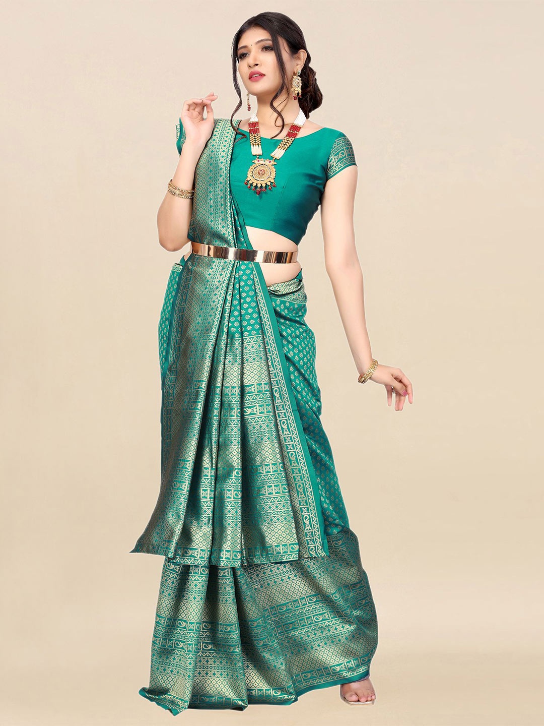 

Satrani Green & Gold-Toned Woven Design Banarasi Saree