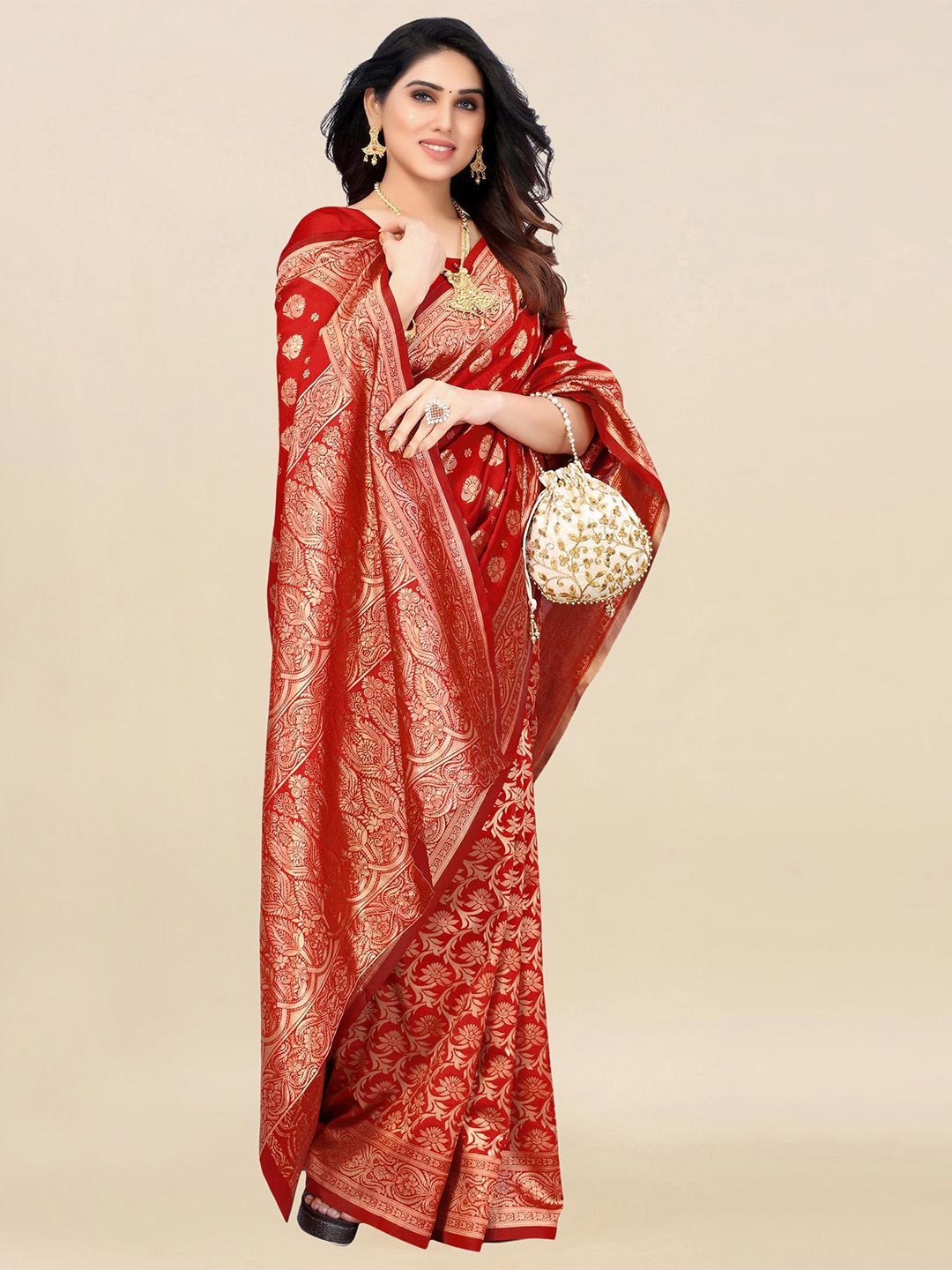 

Satrani Red & Gold-Toned Woven Design Zari Banarasi Saree