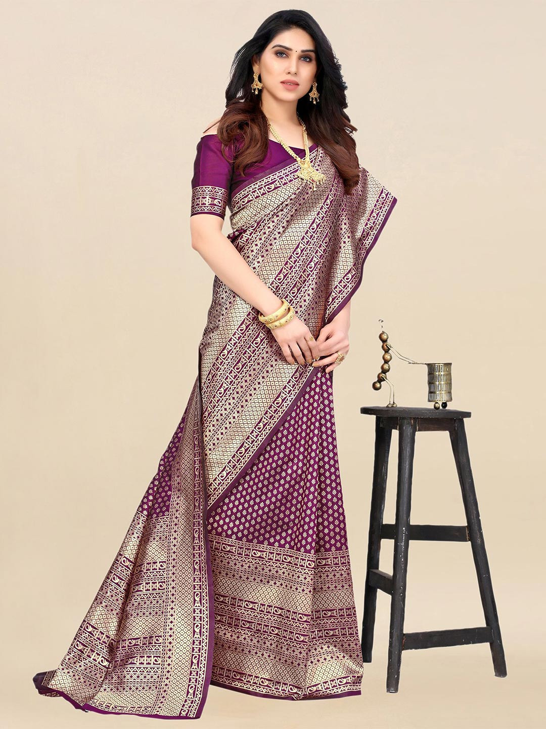 

Satrani Purple & Gold-Toned Woven Design Zari Banarasi Saree