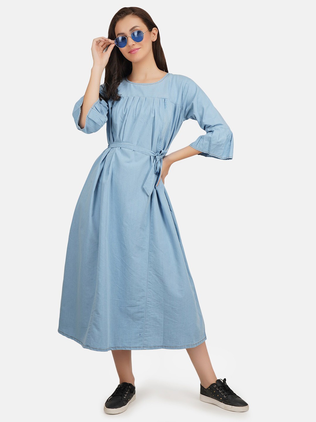 

KOI SLEEPWEAR Blue Denim Midi Dress with Feeding Pockets