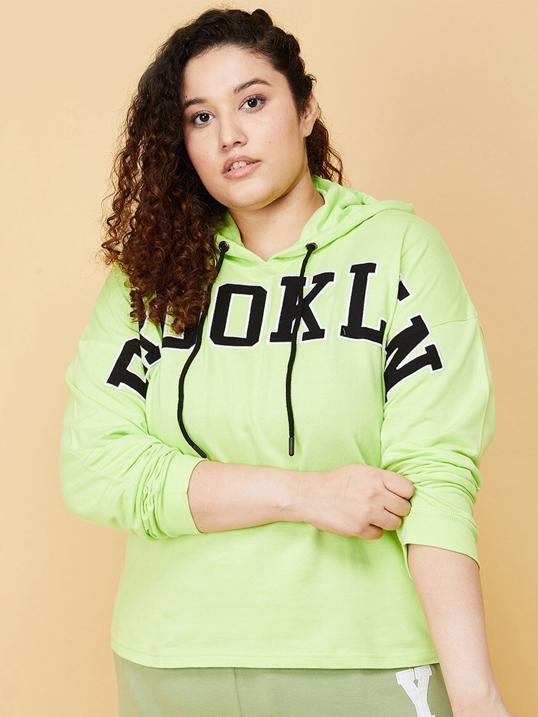 

max Women Plus Size Lime Green Printed Cotton Sweatshirt