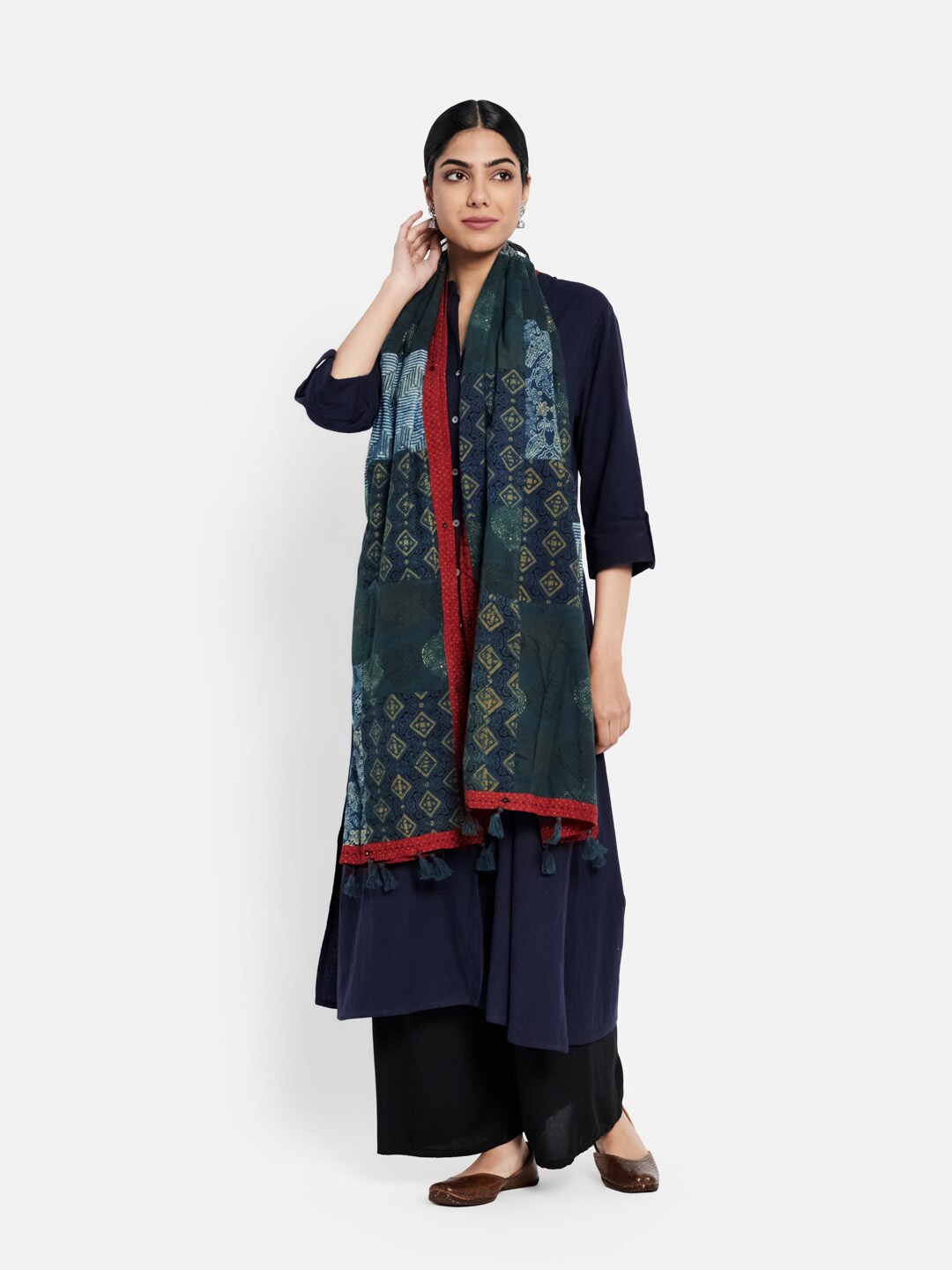 

Fabindia Women Green & Mustard Printed Stole