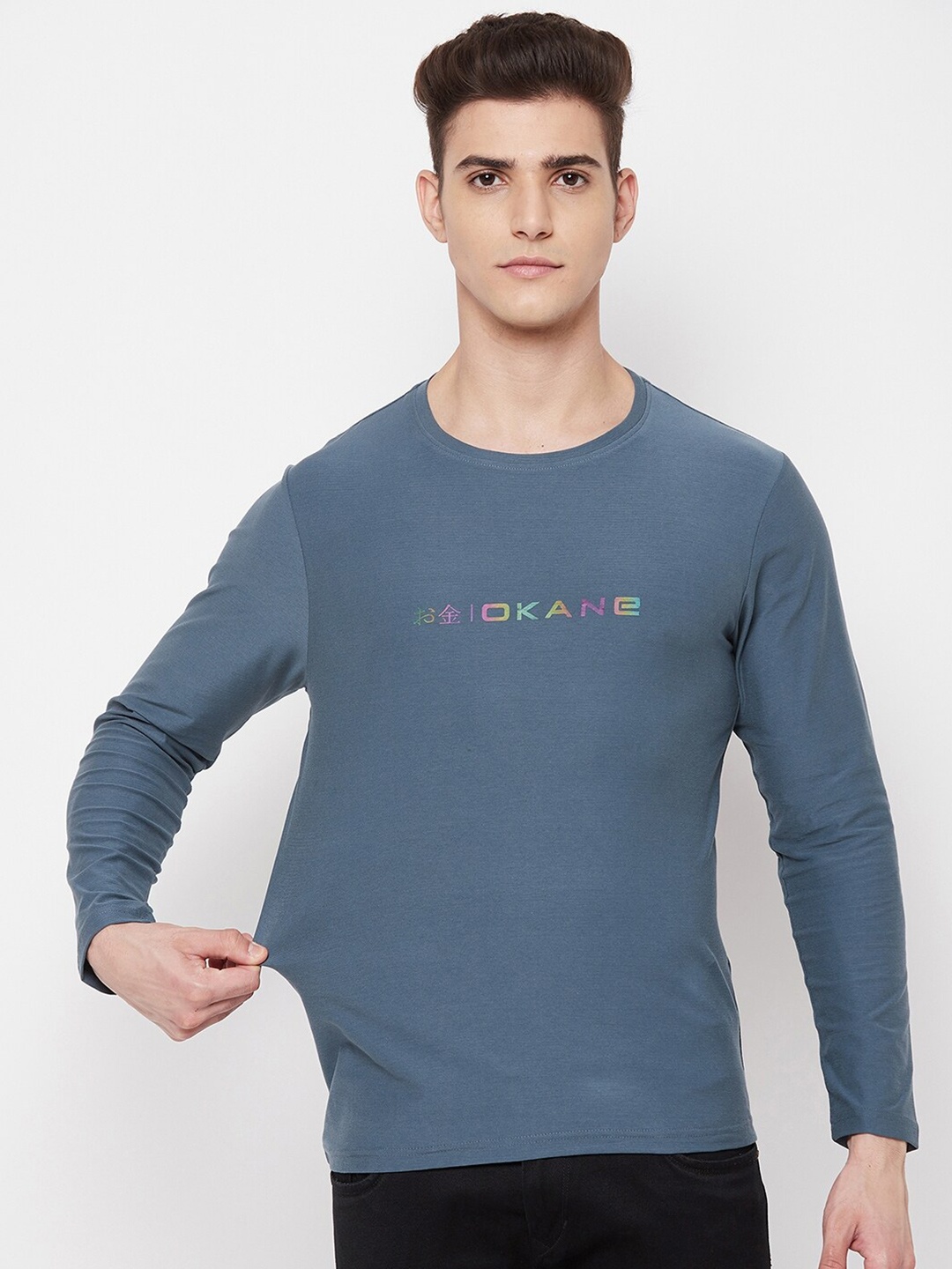 

Okane Men Blue Typography T-shirt, Navy blue