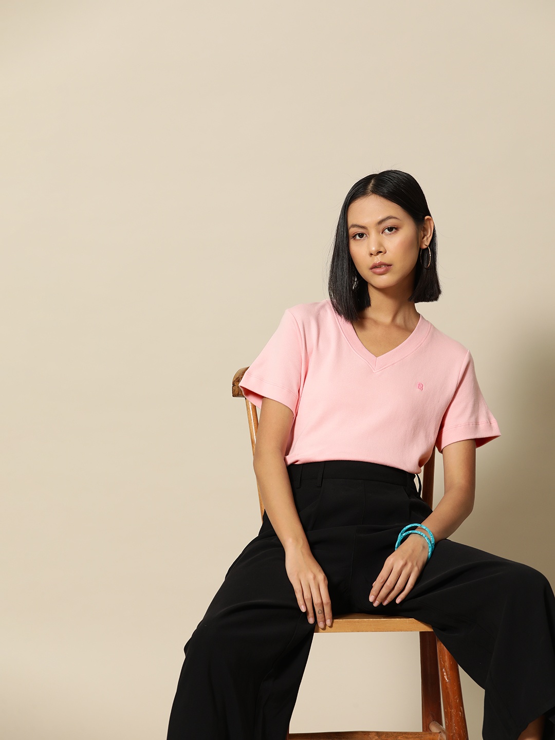 

BOWER V-Neck Pure Cotton T-shirt, Pink