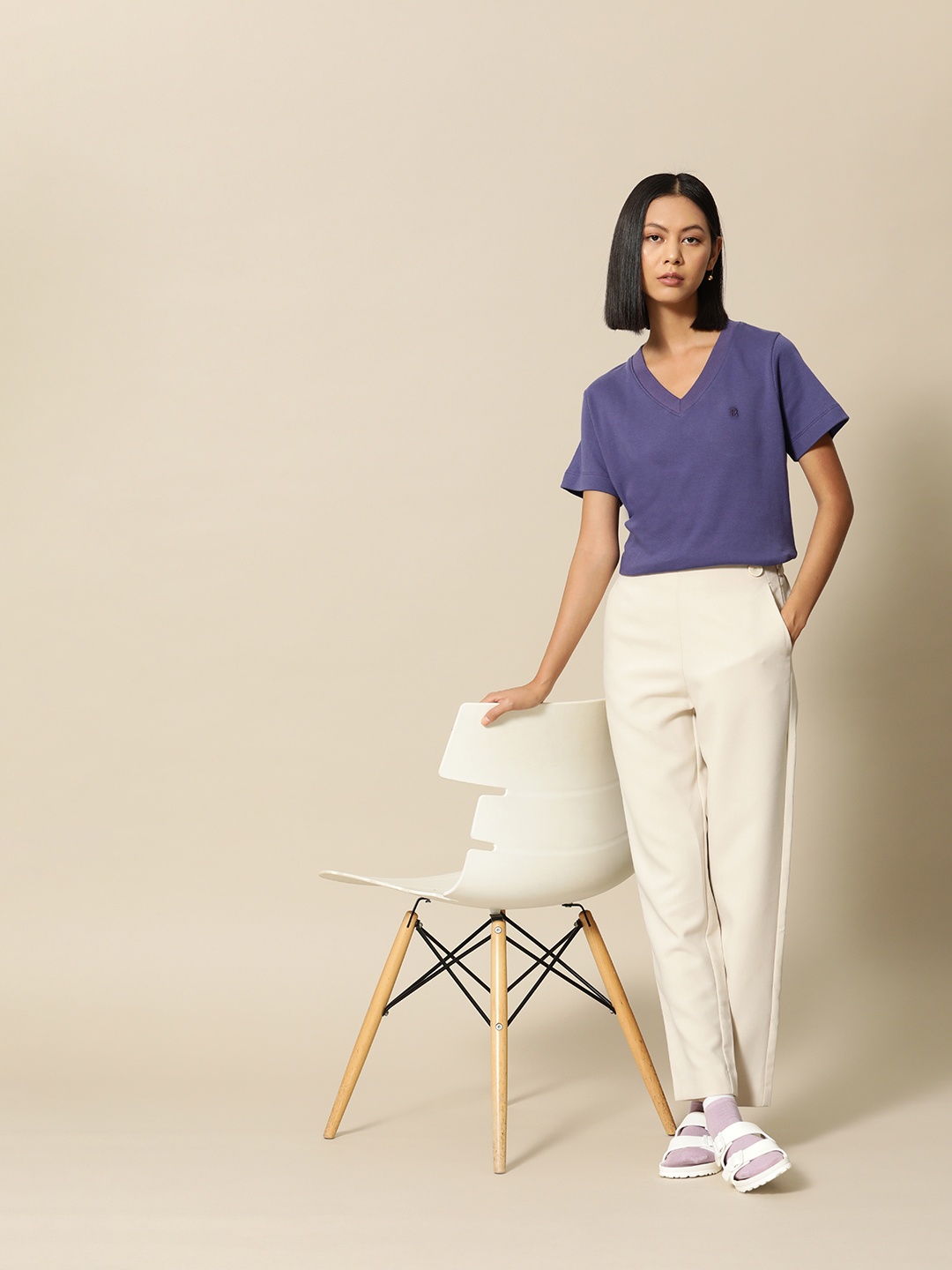 

BOWER V-Neck Pure Cotton T-shirt, Violet