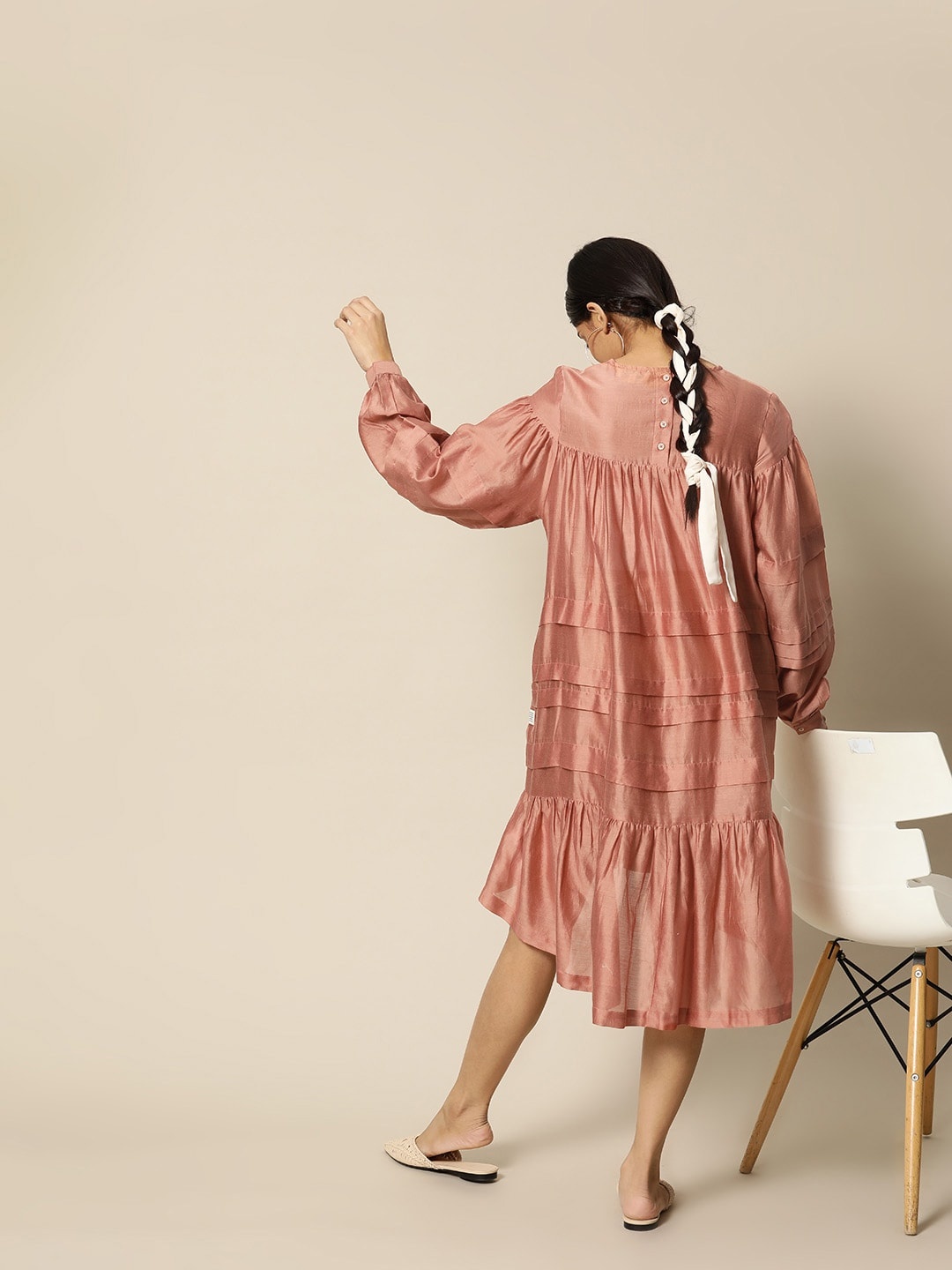 

BOWER Dusty Pink Chanderi Solid A-Line Pleated & Tiered Midi Dress with 2 Pockets, Rose