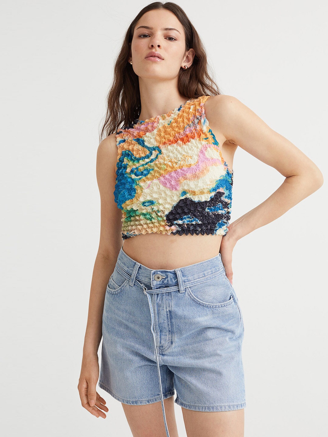 

H&M Women Blue Washed High-Rise Denim Shorts