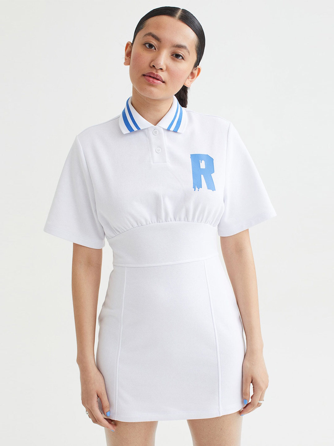 

H&M White Printed sweatshirt dress