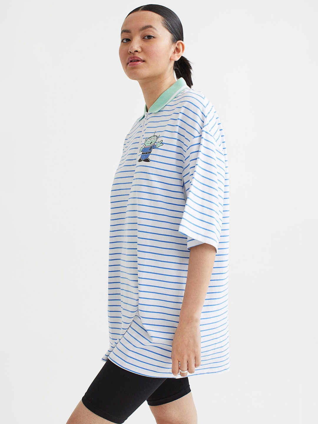 

H&M Women Blue Printed Tennis Dress