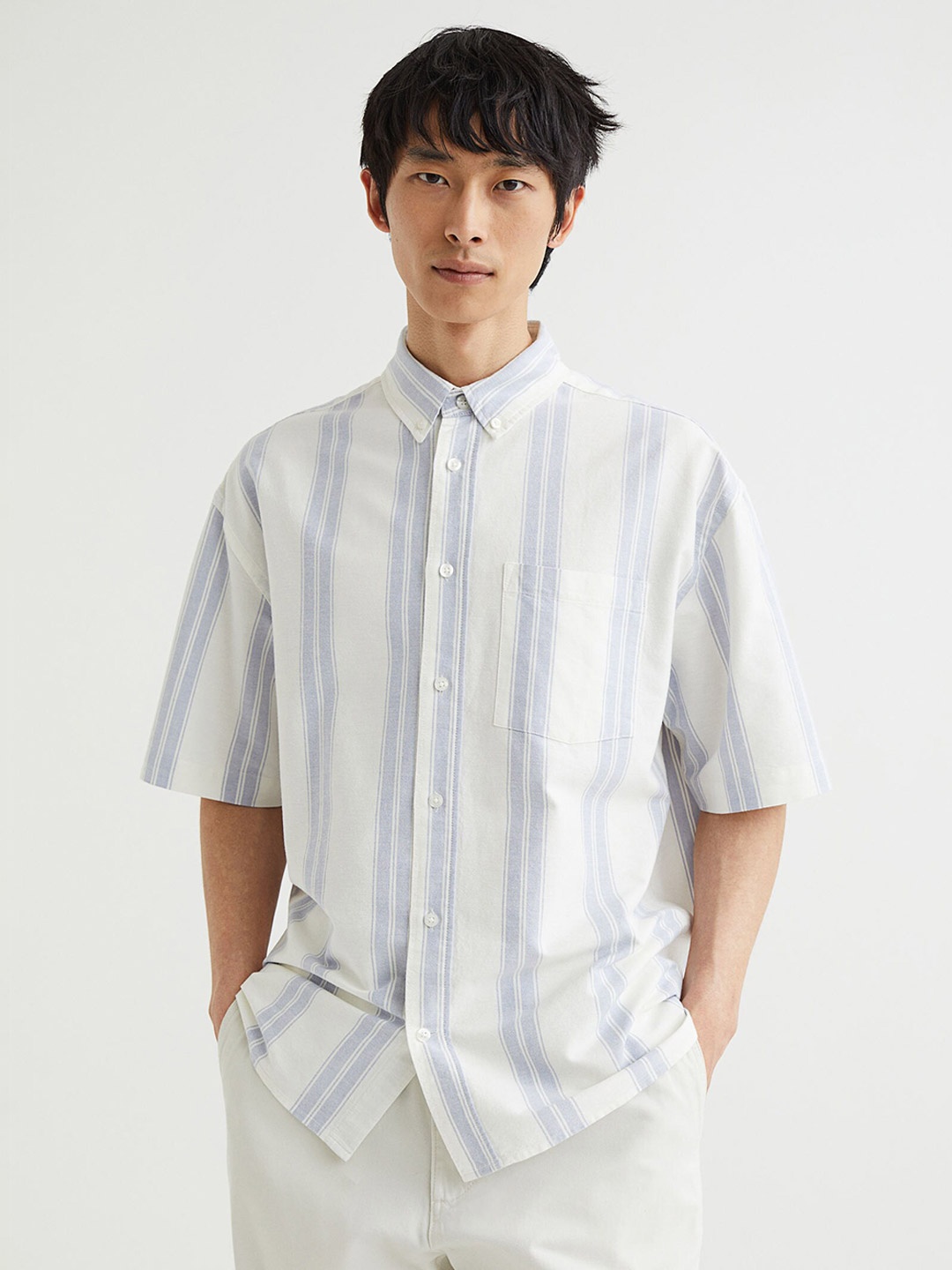 

H&M Blue Oversized Fit Short-Sleeved Oxford Shirt
