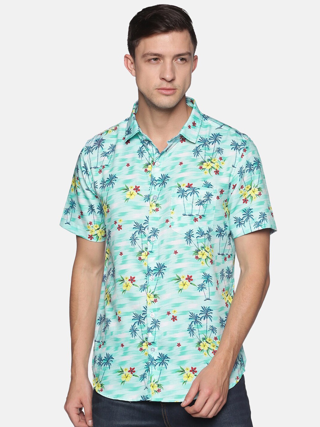 

Tusok Men Turquoise Blue Smart Tropical Printed Casual Shirt