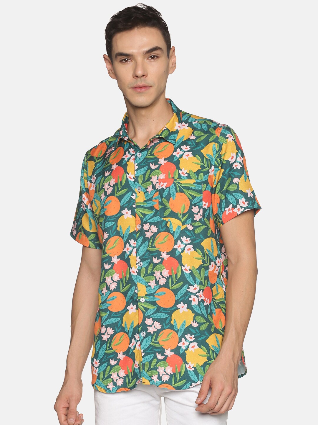 

Tusok Men Green Smart Floral Printed Casual Shirt