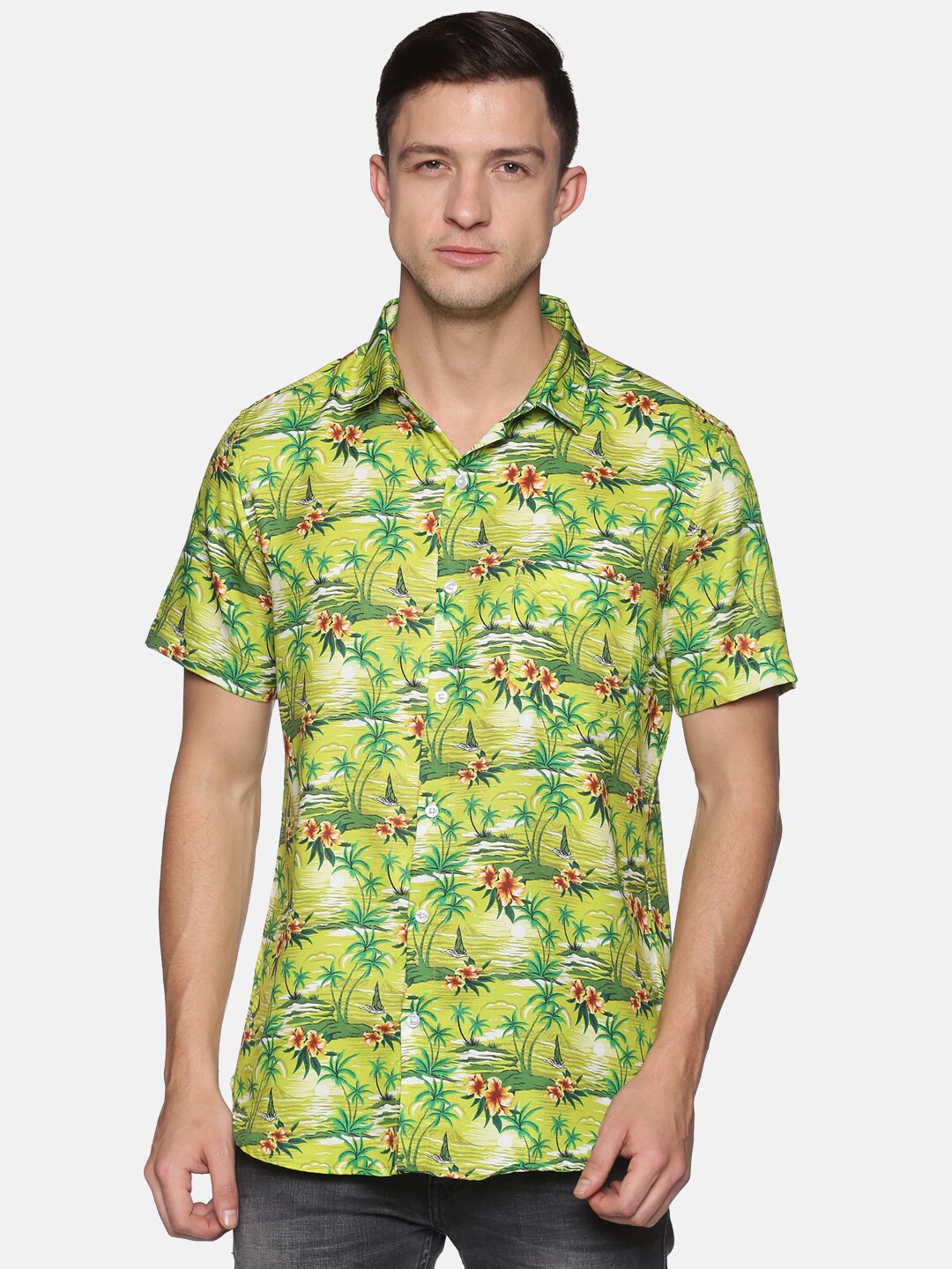 

Tusok Men Olive Green Smart Printed Casual Shirt