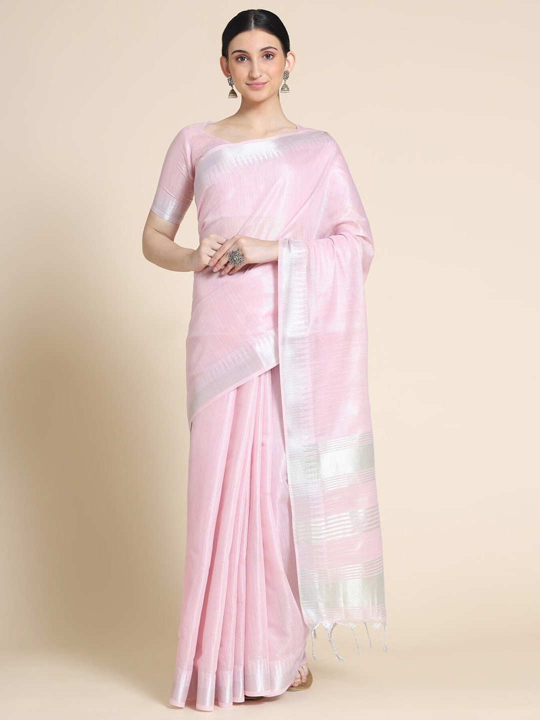 

VISHNU WEAVES Rose & Silver-Toned Woven Design Zari Tissue Banarasi Saree