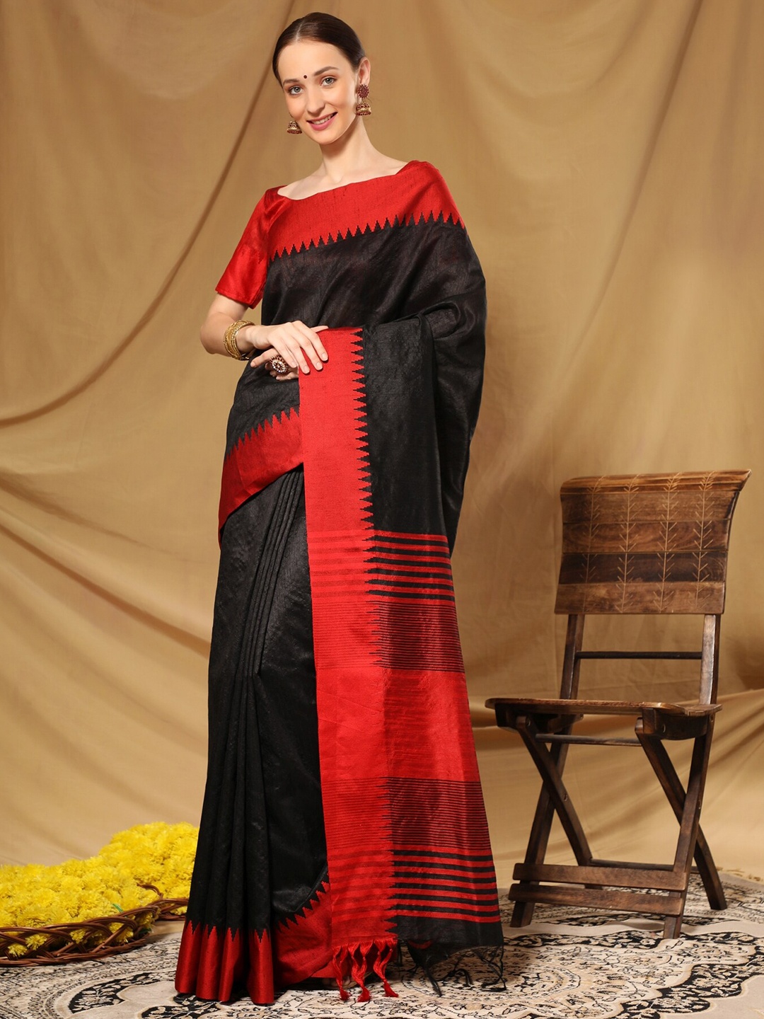 

VISHNU WEAVES Black & Red Woven Design Bhagalpuri Saree