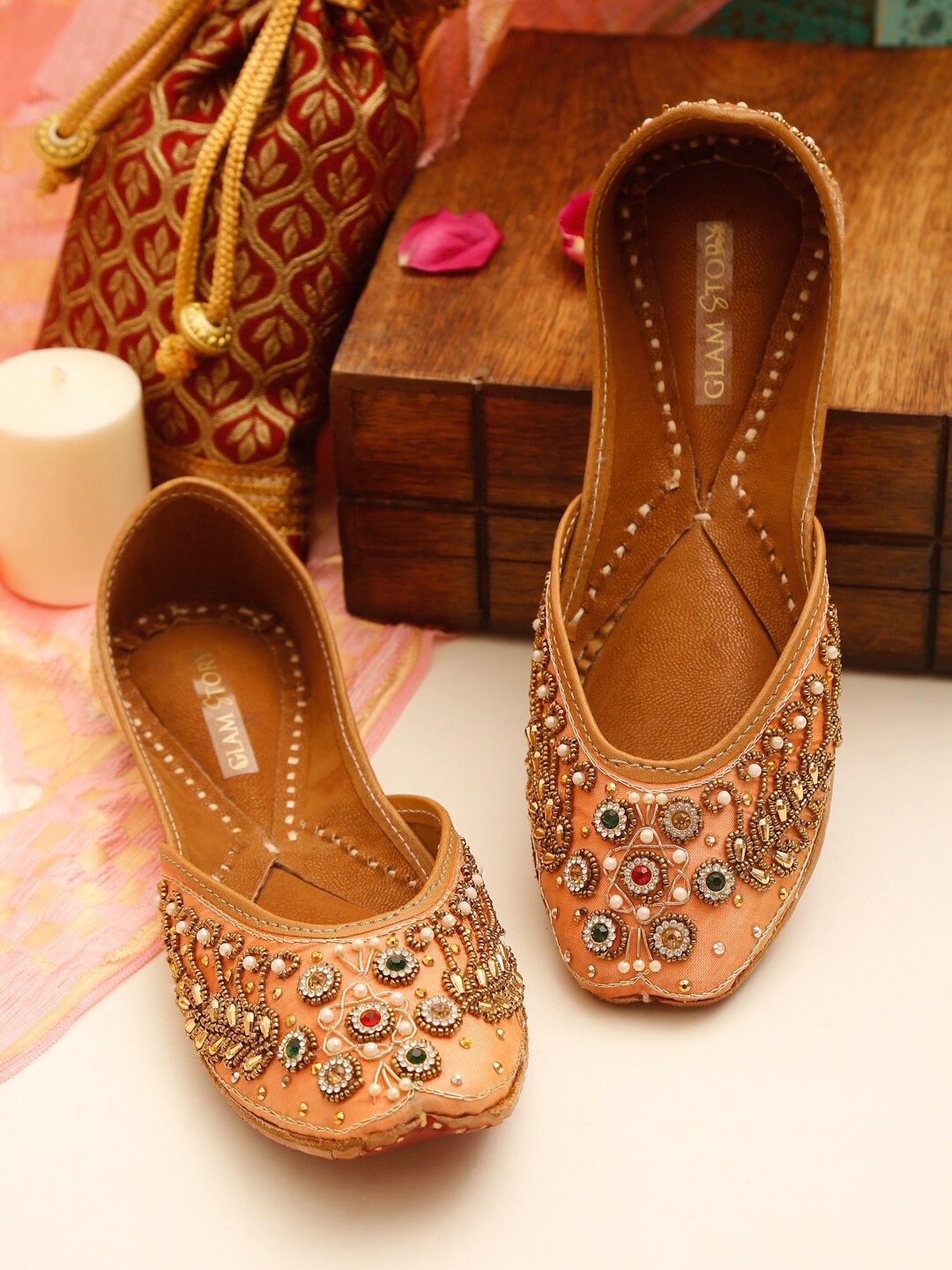 

GLAM STORY Women's Peach-Coloured Printed Leather Party Bows Flats