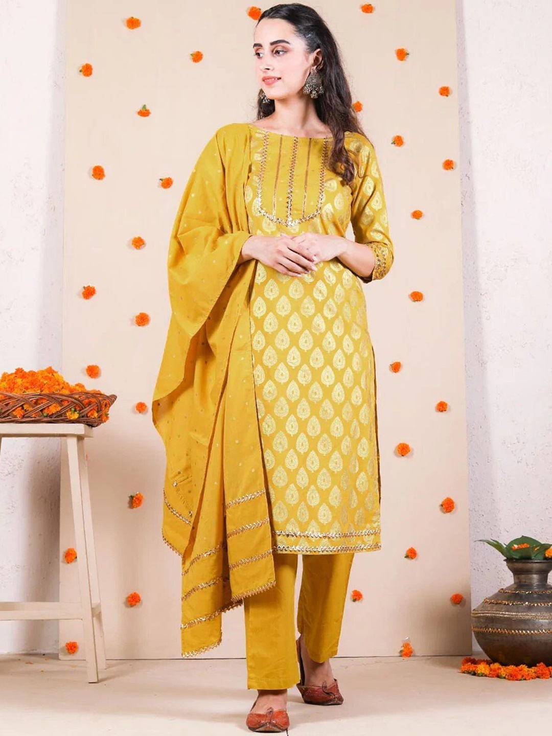 

Rustorange Women Yellow Ethnic Motifs Gotta Patti Kurta with Trousers & With Dupatta