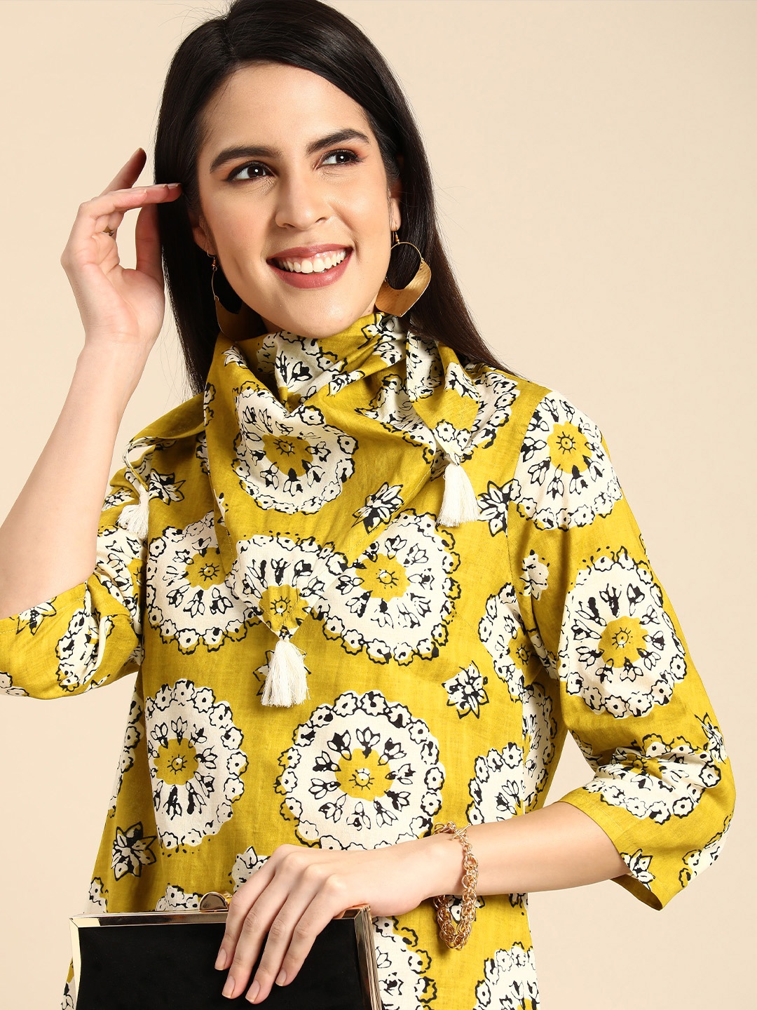 

Anouk Women Ethnic Motifs Printed Pure Cotton Kurta with Trousers & Scarf, Olive
