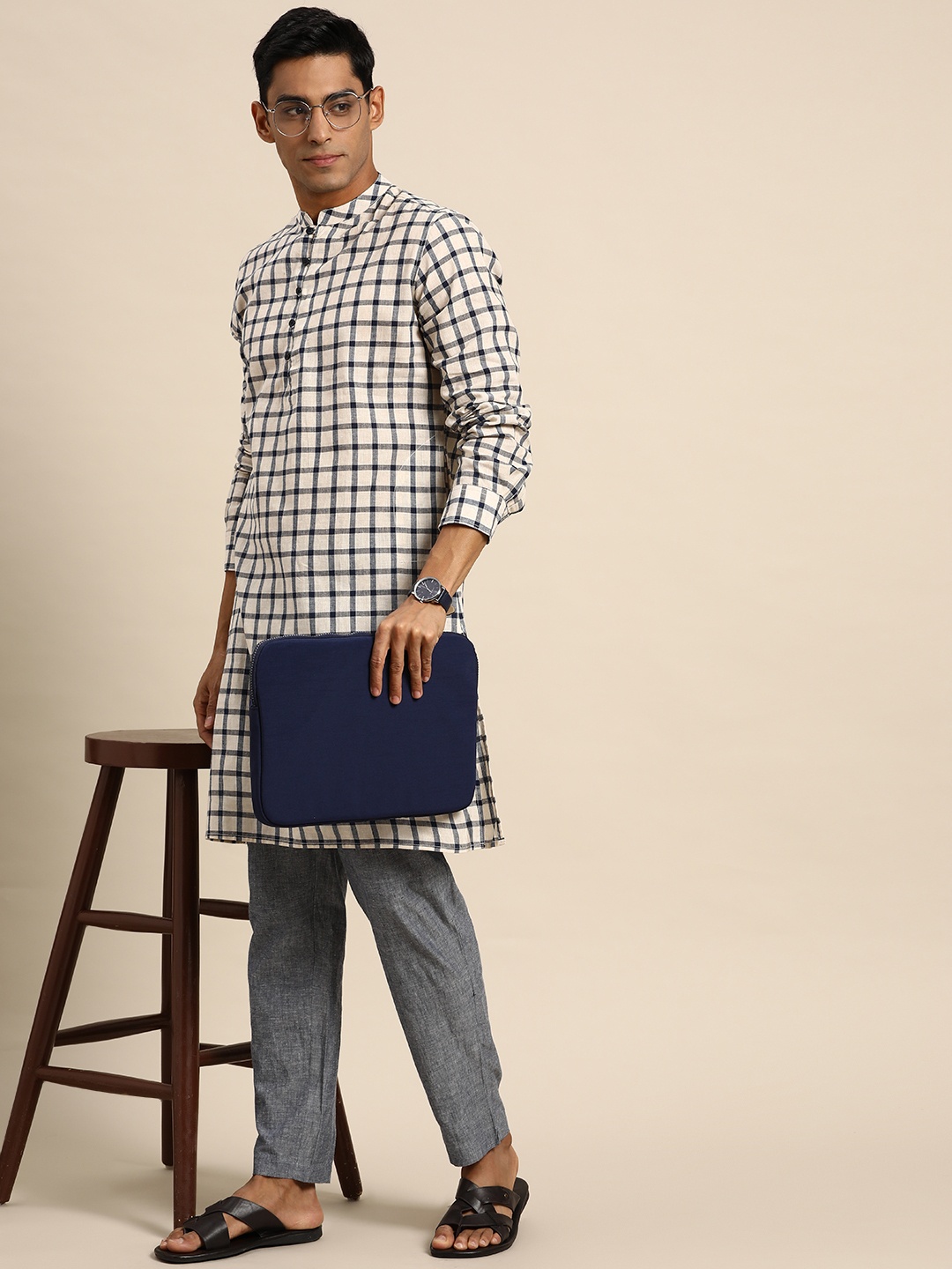 

Anouk Men Off White & Blue Pure Cotton Checked Kurta with Trousers