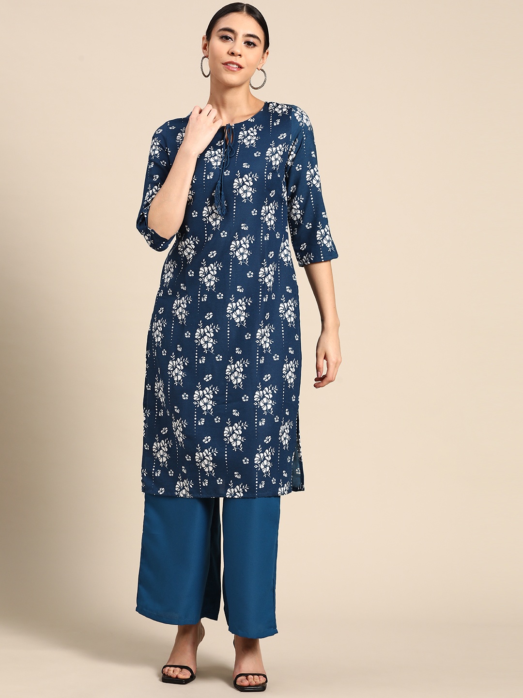 

Anouk Women Floral Printed Kurta with Palazzos, Teal