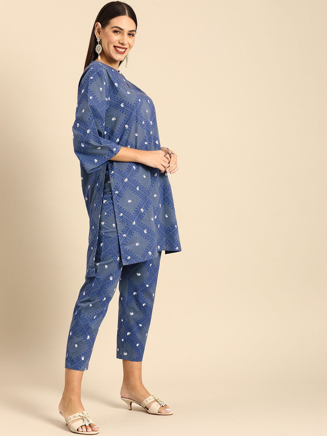 

Anouk Women Blue Ethnic Motifs Printed Pure Cotton Kurti with Trousers