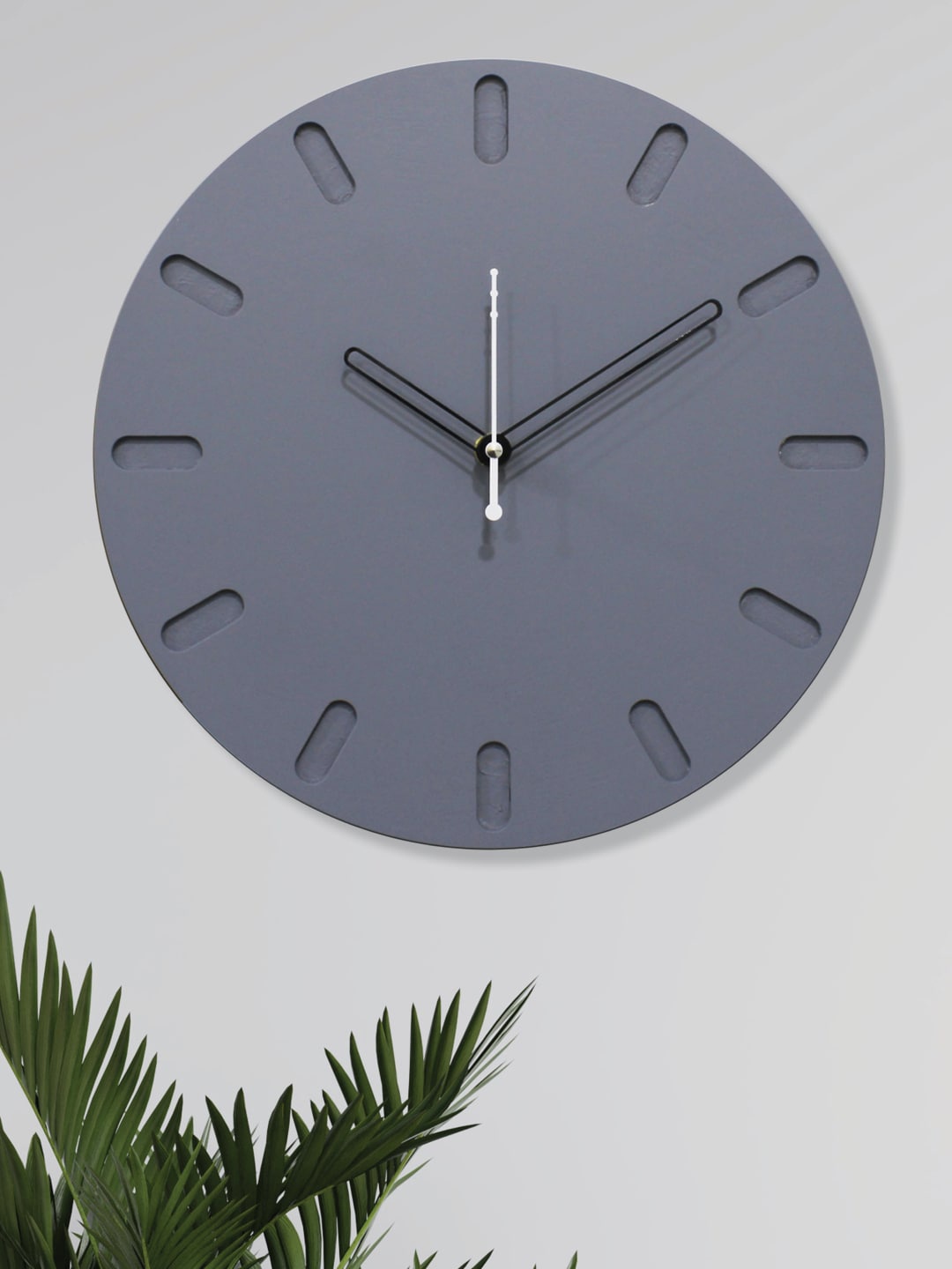 

RANDOM Unisex Grey & Black Contemporary Wall Clock