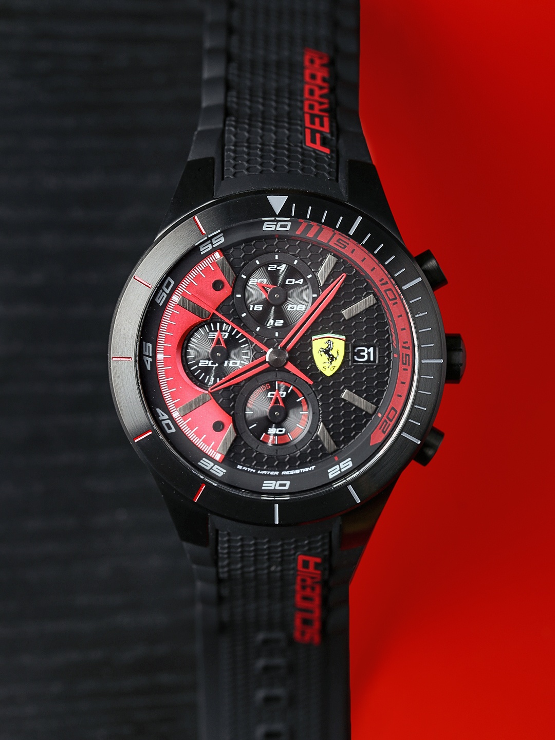 

SCUDERIA FERRARI Men Black Pit Crew Analogue Watch 0830260