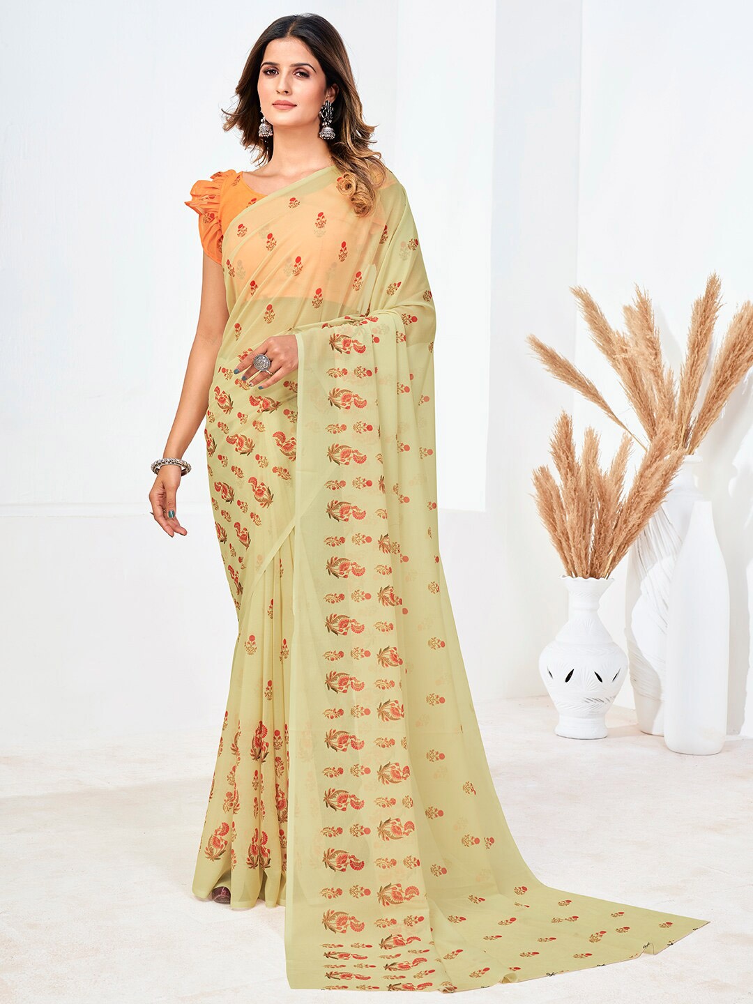 

SHOPGARB Green & Red Floral Saree