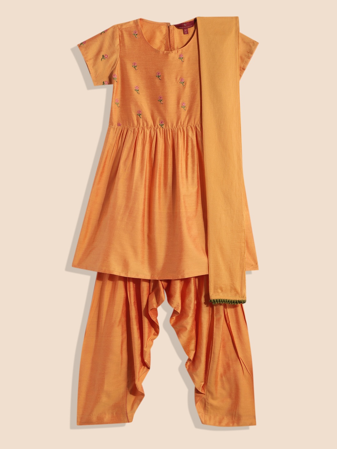 

House of Pataudi Girls Rozana Embroidered Kurta Set With Dupatta, Orange