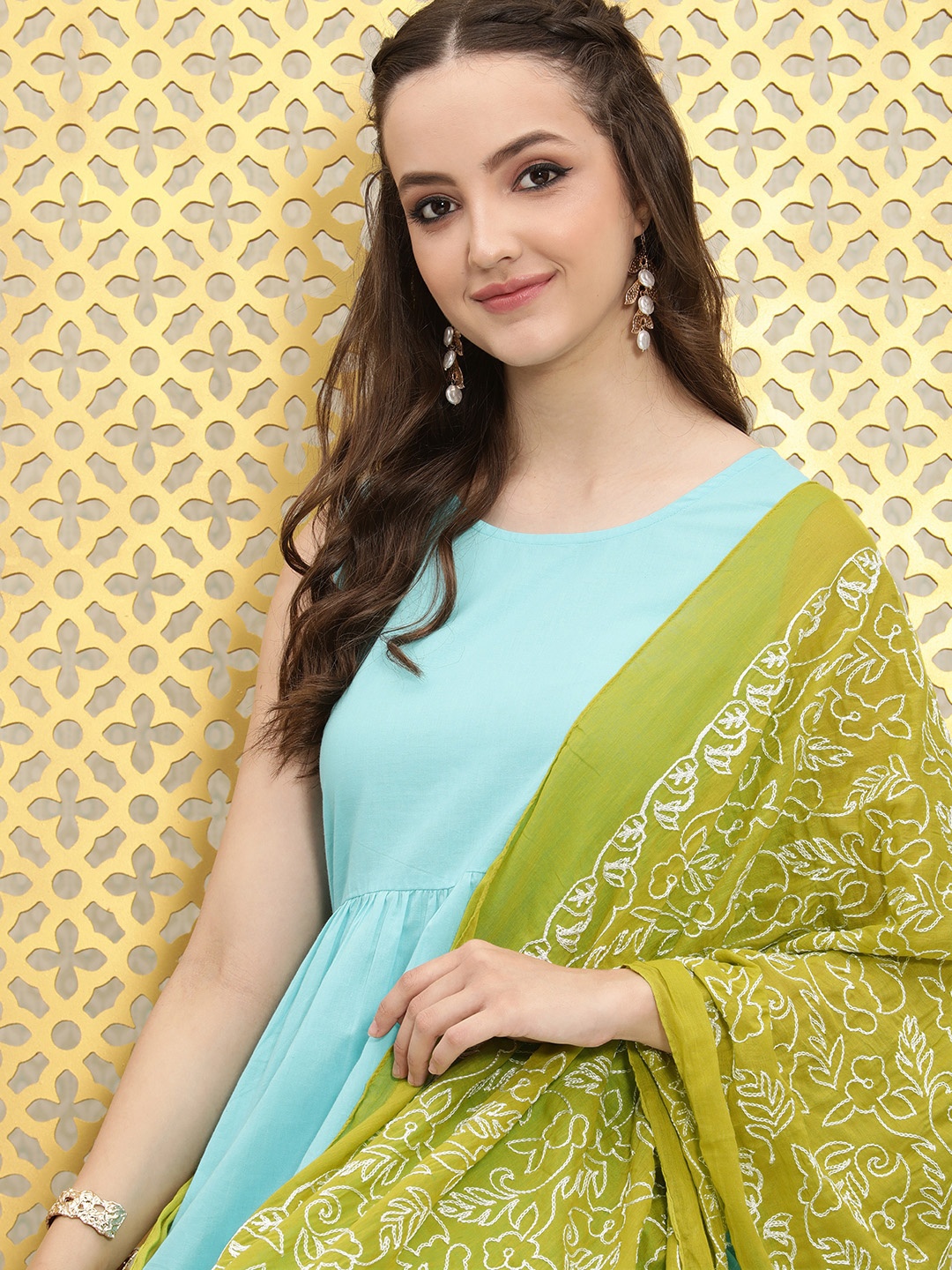 

Ode by House of Pataudi Lime Green & White Ethnic Motifs Embroidered Pure Cotton Dupatta
