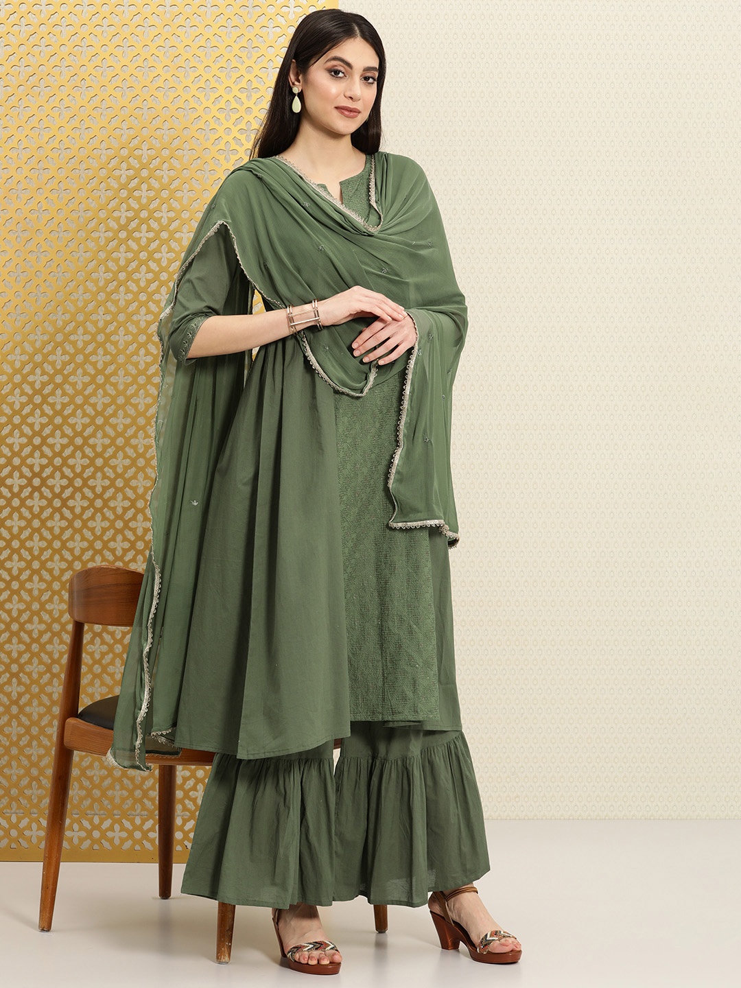 

House of Pataudi Women Embroidered Sequinned Cotton Jashn Kurta with Sharara & Dupatta, Green