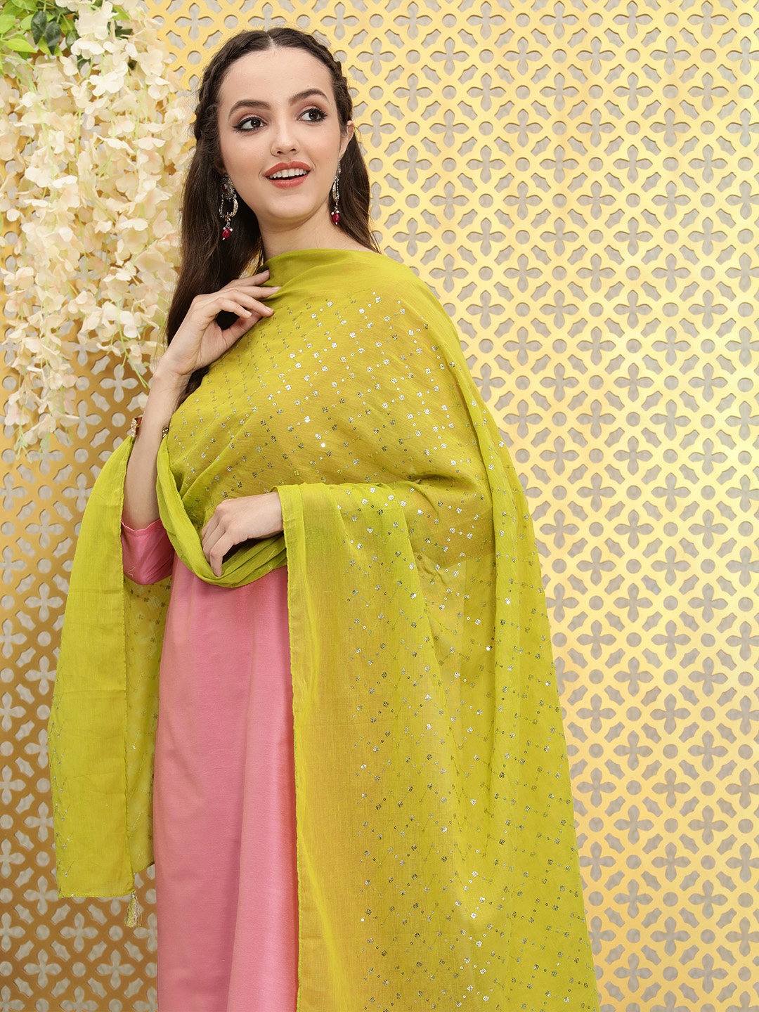 

Ode by House of Pataudi Women Lime Green Ethnic Motifs Embroidered Dupatta