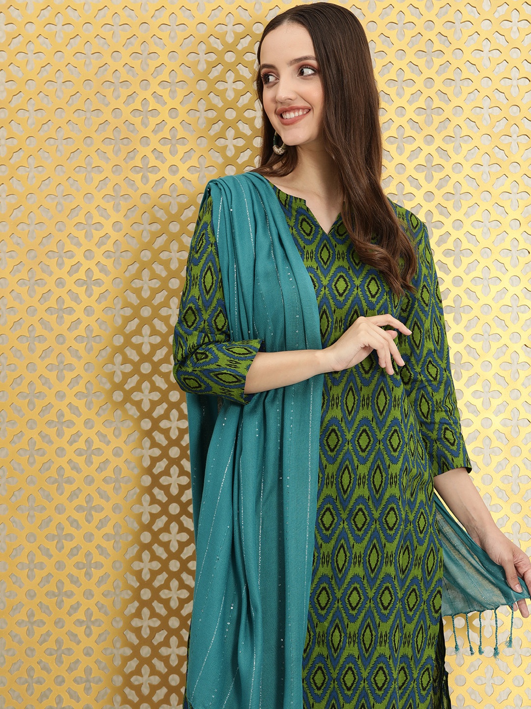 

Ode by House of Pataudi Teal Green Embellished Dupatta