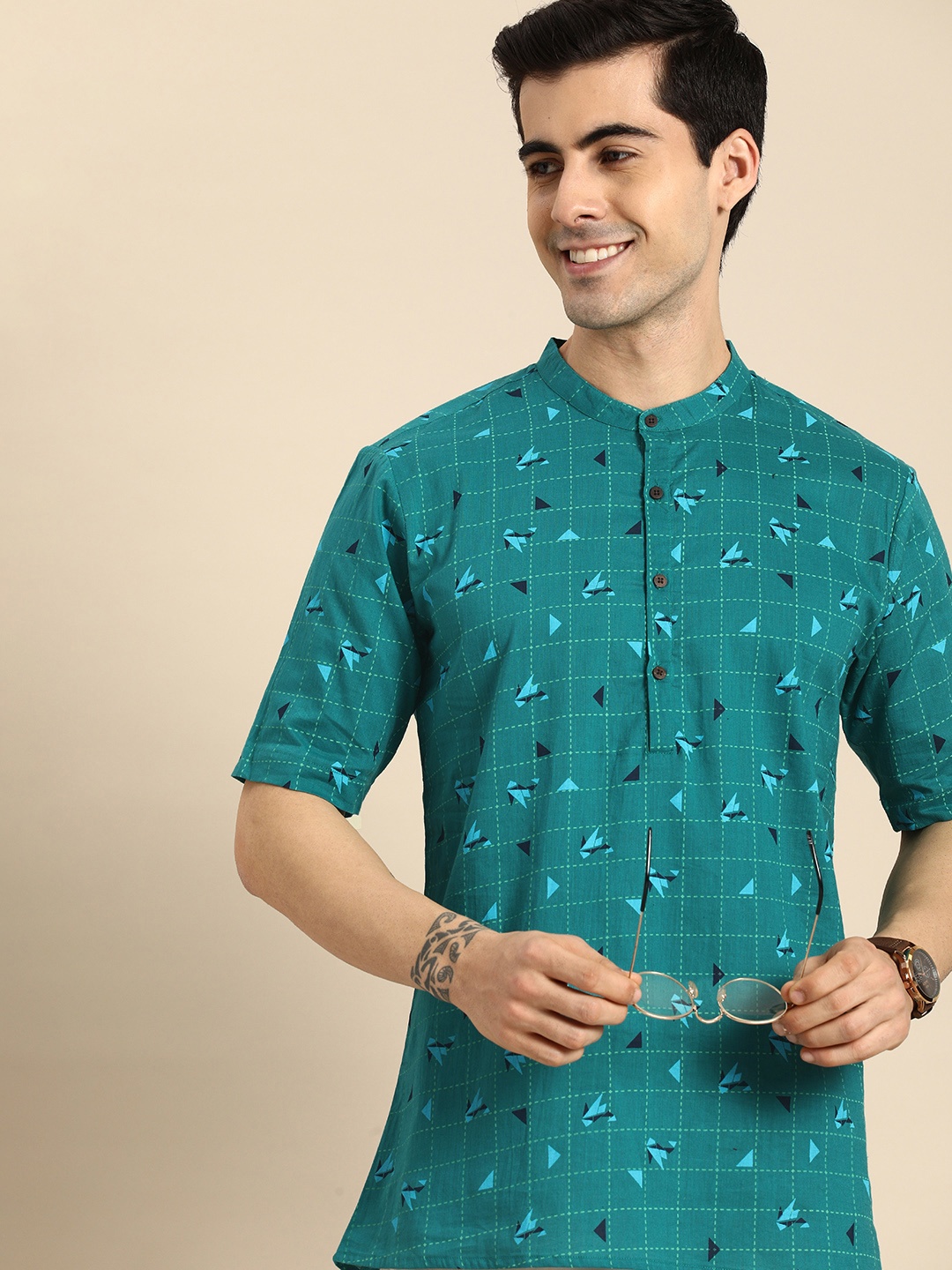 

Anouk Men Teal Green & Blue Geometric Print & Checked Mandarin Collar Pure Cotton Kurta