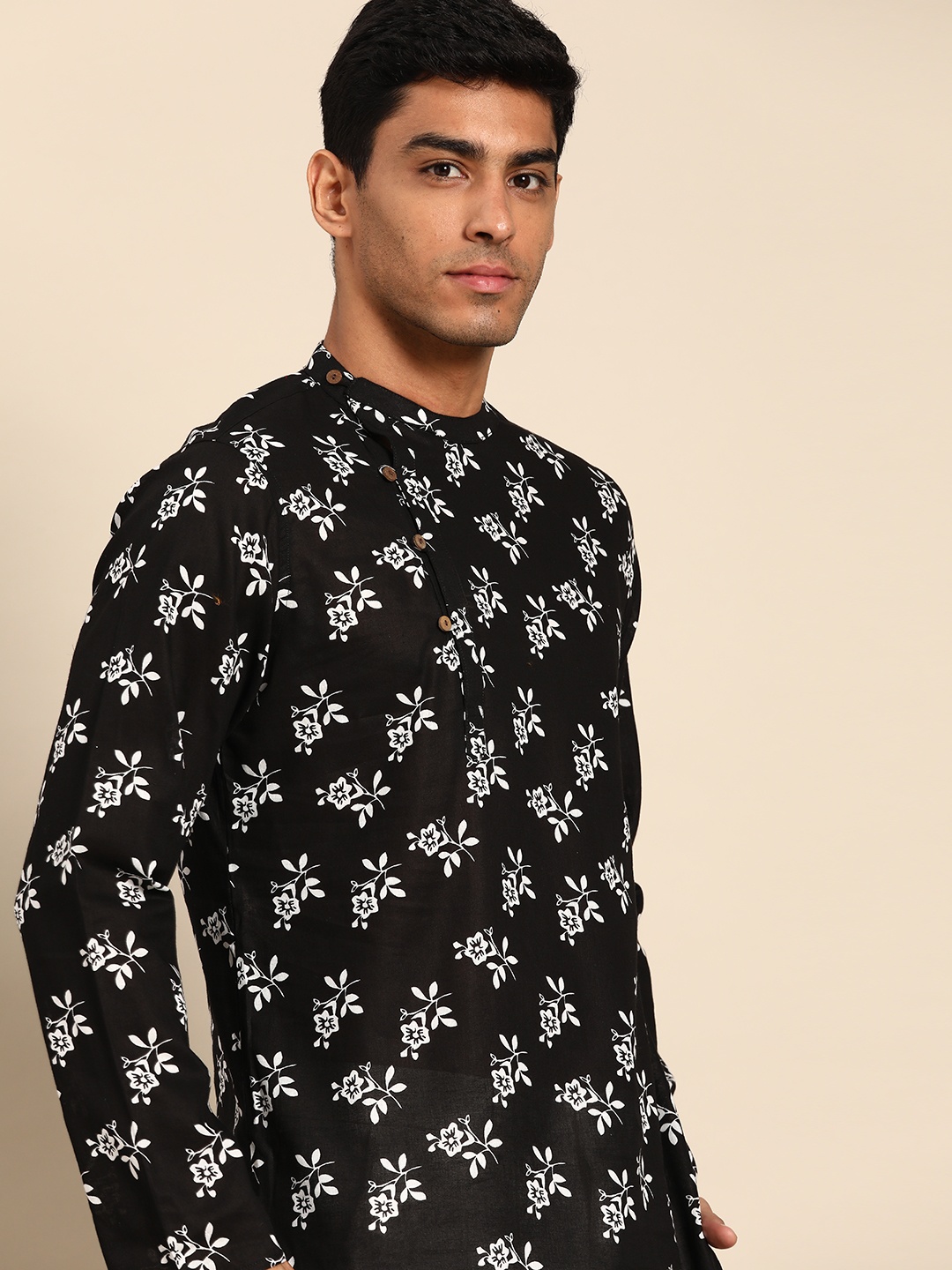 

Anouk Men Pure Cotton Floral Printed Kurta, Black