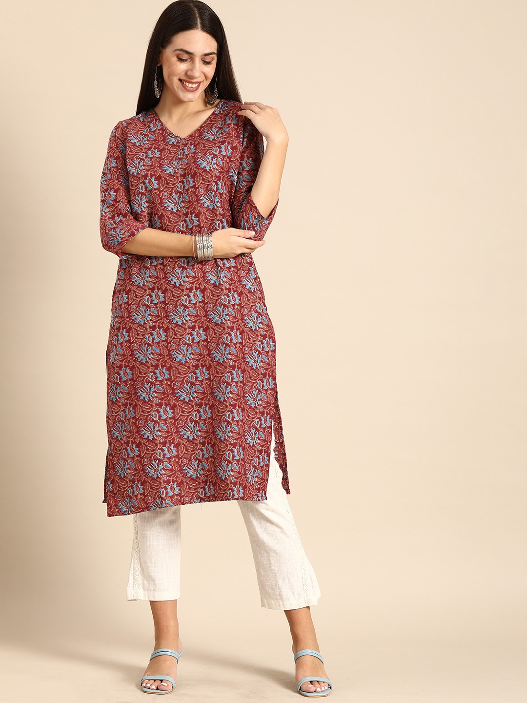 

Anouk Women Maroon & Blue Floral Printed Straight Kurta