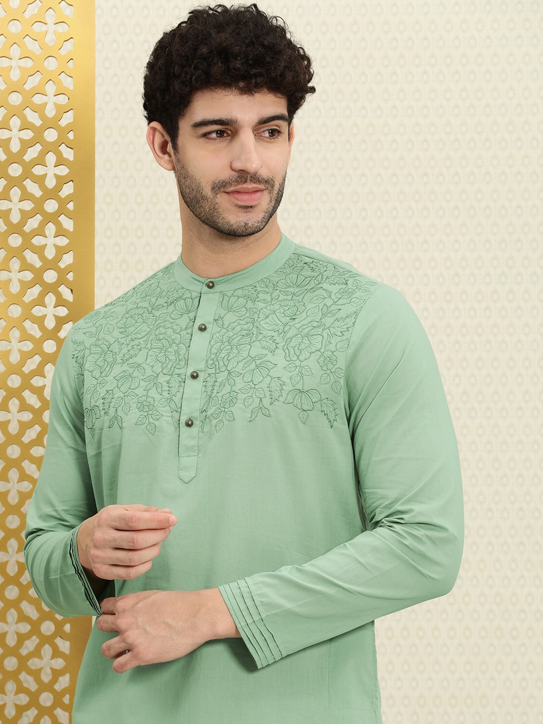 

House of Pataudi Rozana Pure Cotton Embroidered Floral Thread Work Kurta, Green