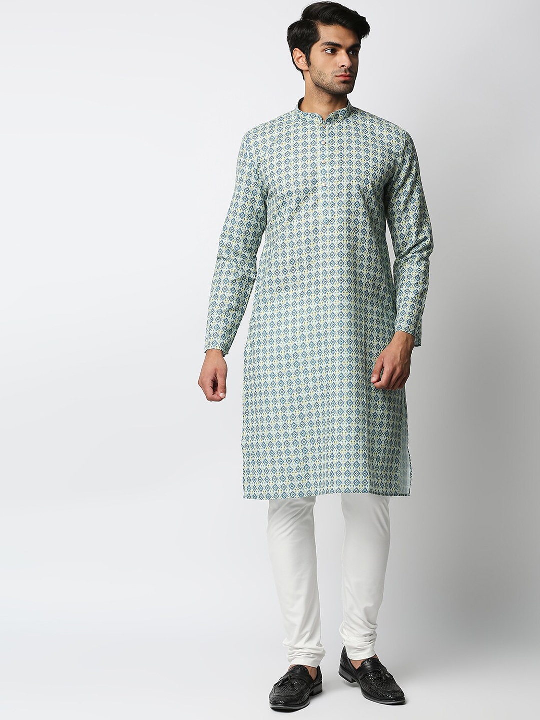 

MEWAR Men Multicoloured Printed Kurta with Churidar, Multi