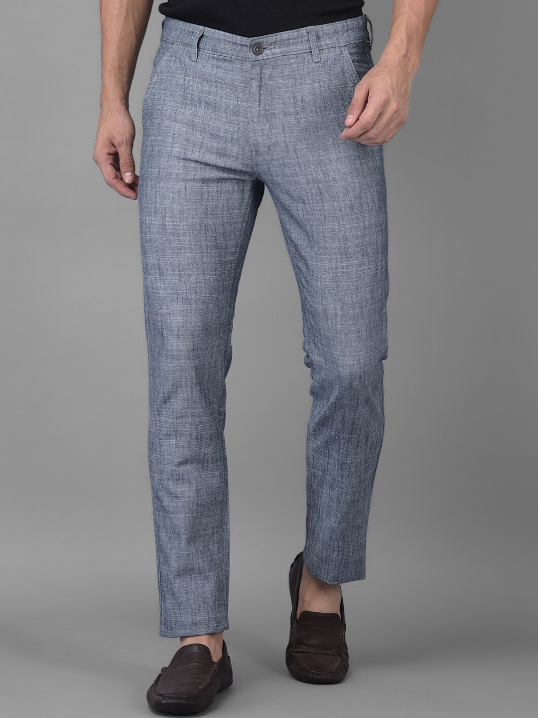 

Canary London Men Navy Blue Textured Smart Slim Fit Wrinkle Free Trousers