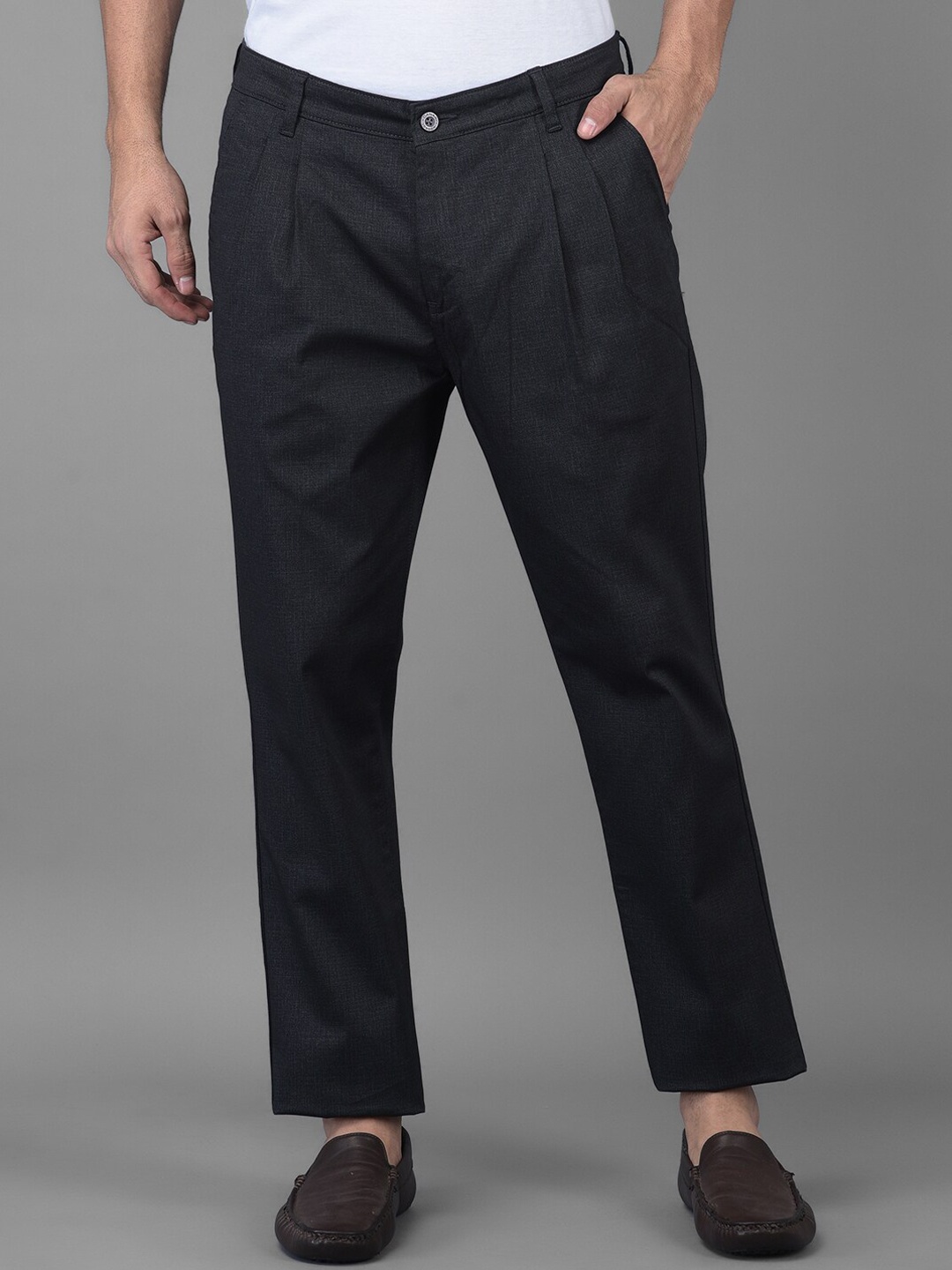 

Canary London Men Black Smart Slim Fit Wrinkle Free Pleated Trousers
