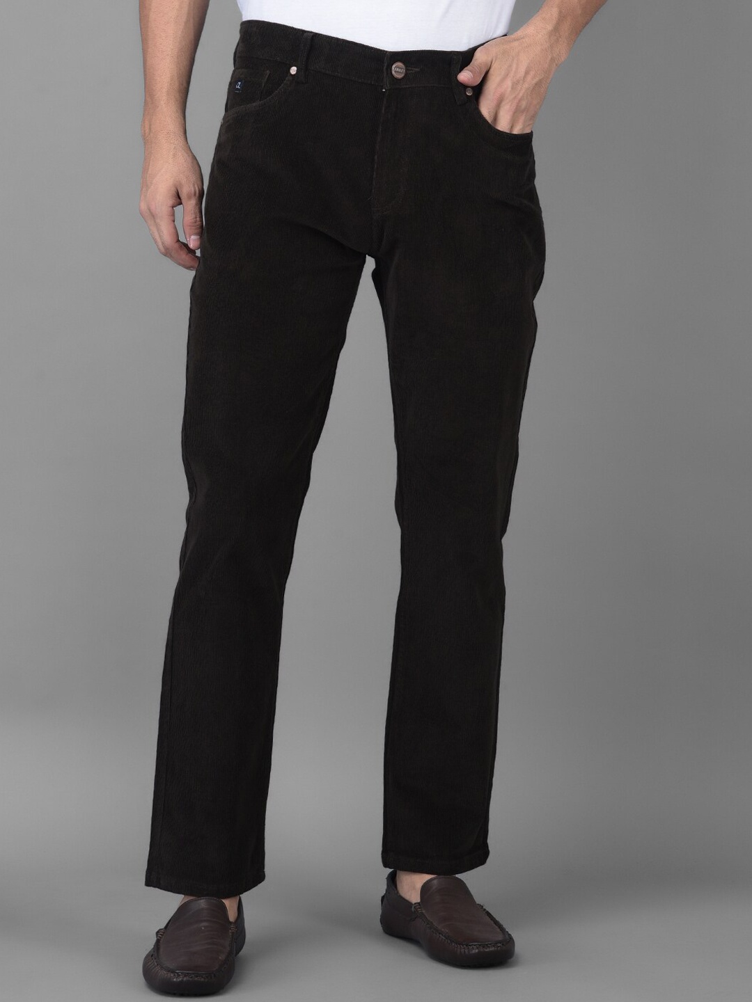 

Canary London Men Olive Green Smart Straight Fit Low-Rise Stretchable Jeans