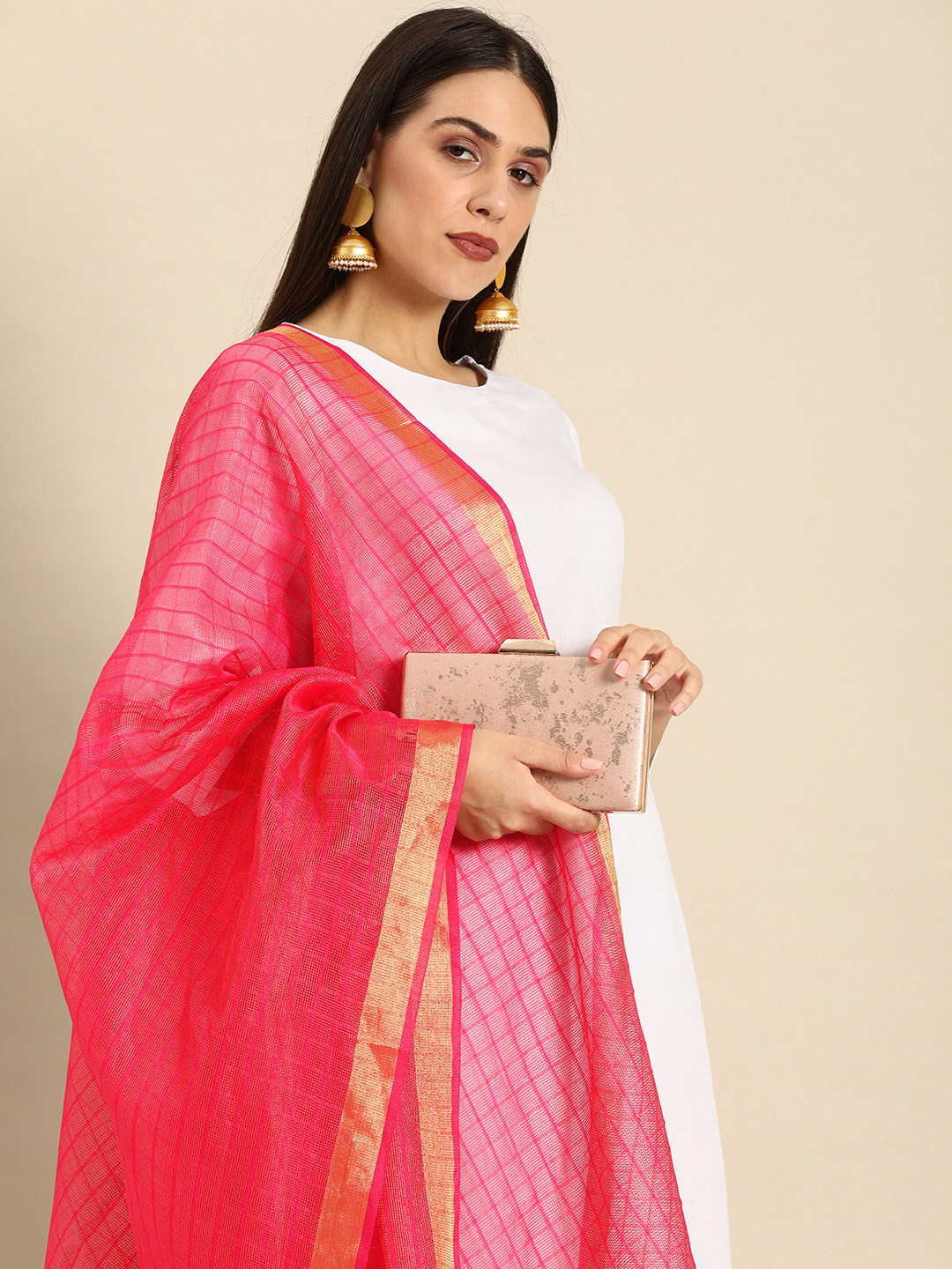 

Anouk Women White Solid Straight Kurta with Trousers & Contrast Dupatta