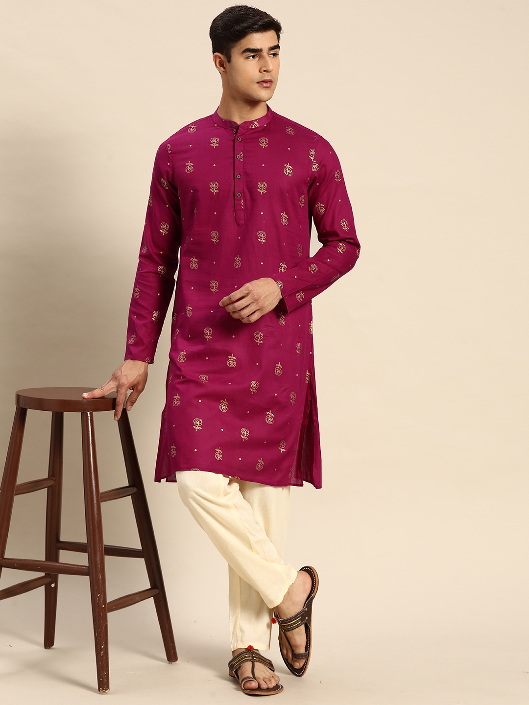 

Anouk Ethnic Motifs Printed Pure Cotton Kurta with Trousers, Magenta