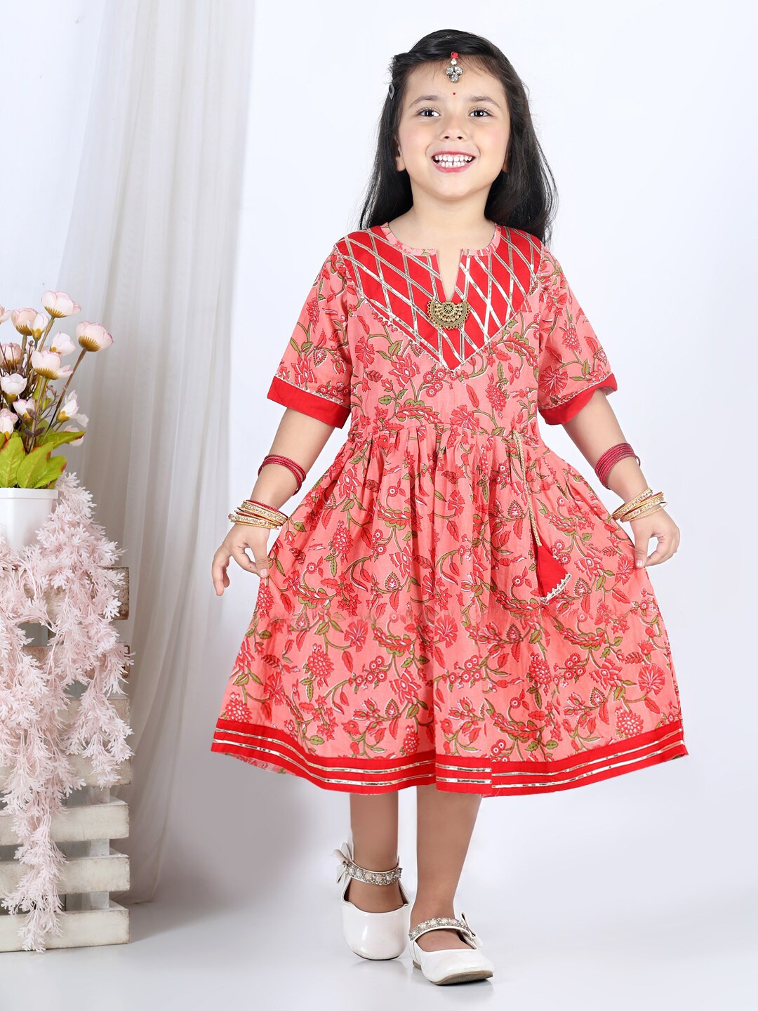 

Kinder Kids Girls Peach-Coloured Floral Pure Cotton Ethnic Midi Dress