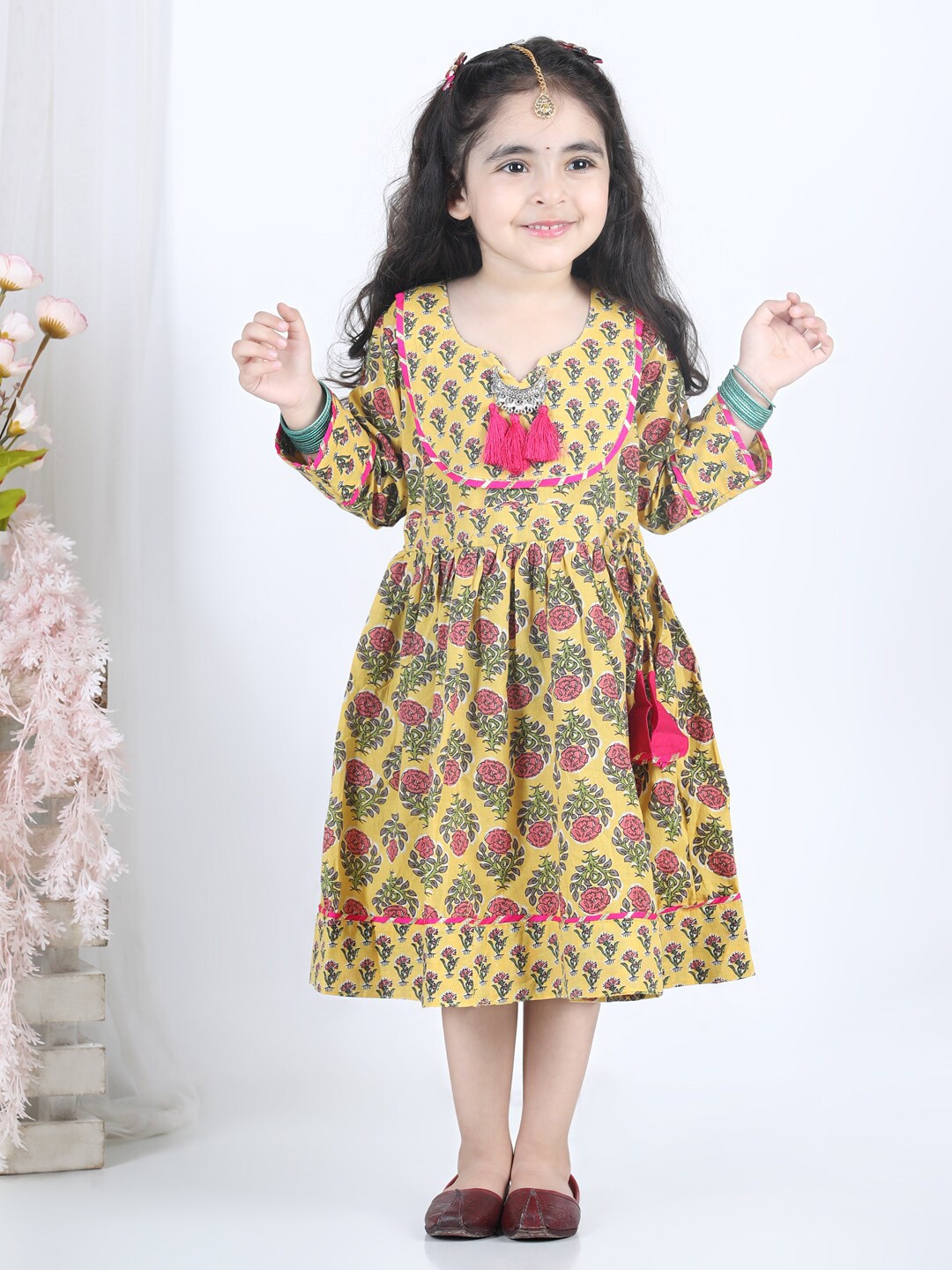 

Kinder Kids Yellow & impala Floral Ethnic Dress