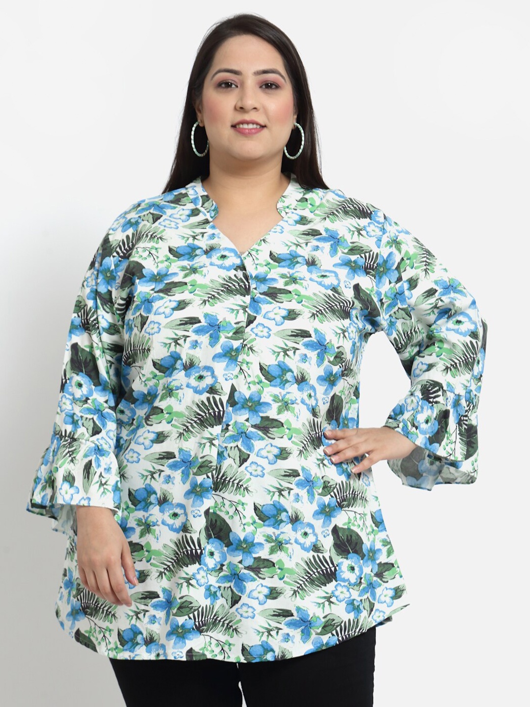 

KLOTTHE White & Blue Floral Print Mandarin Collar Top