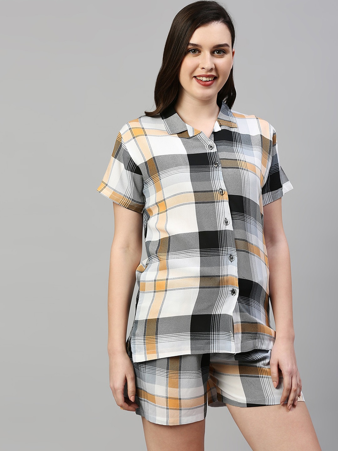 

Pretty Awesome Women White & Black Printed Night suit
